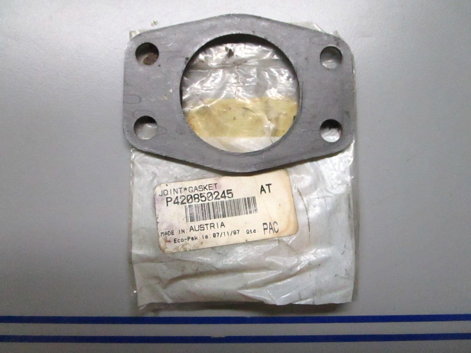 *NEW* 0810 Ski-Doo BRP Gasket 420850245