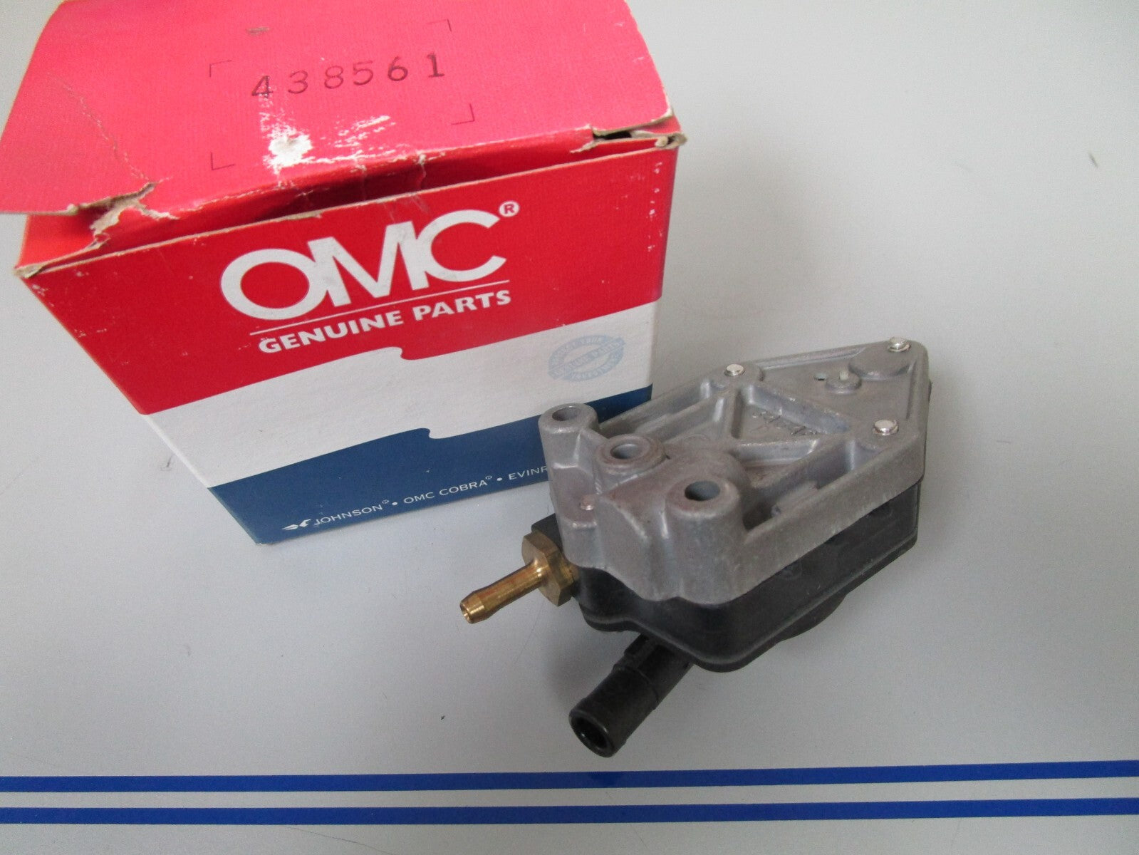 *NEW OEM* 0720 OMC Johnson Evinrude Fuel Pump 438556 0438556