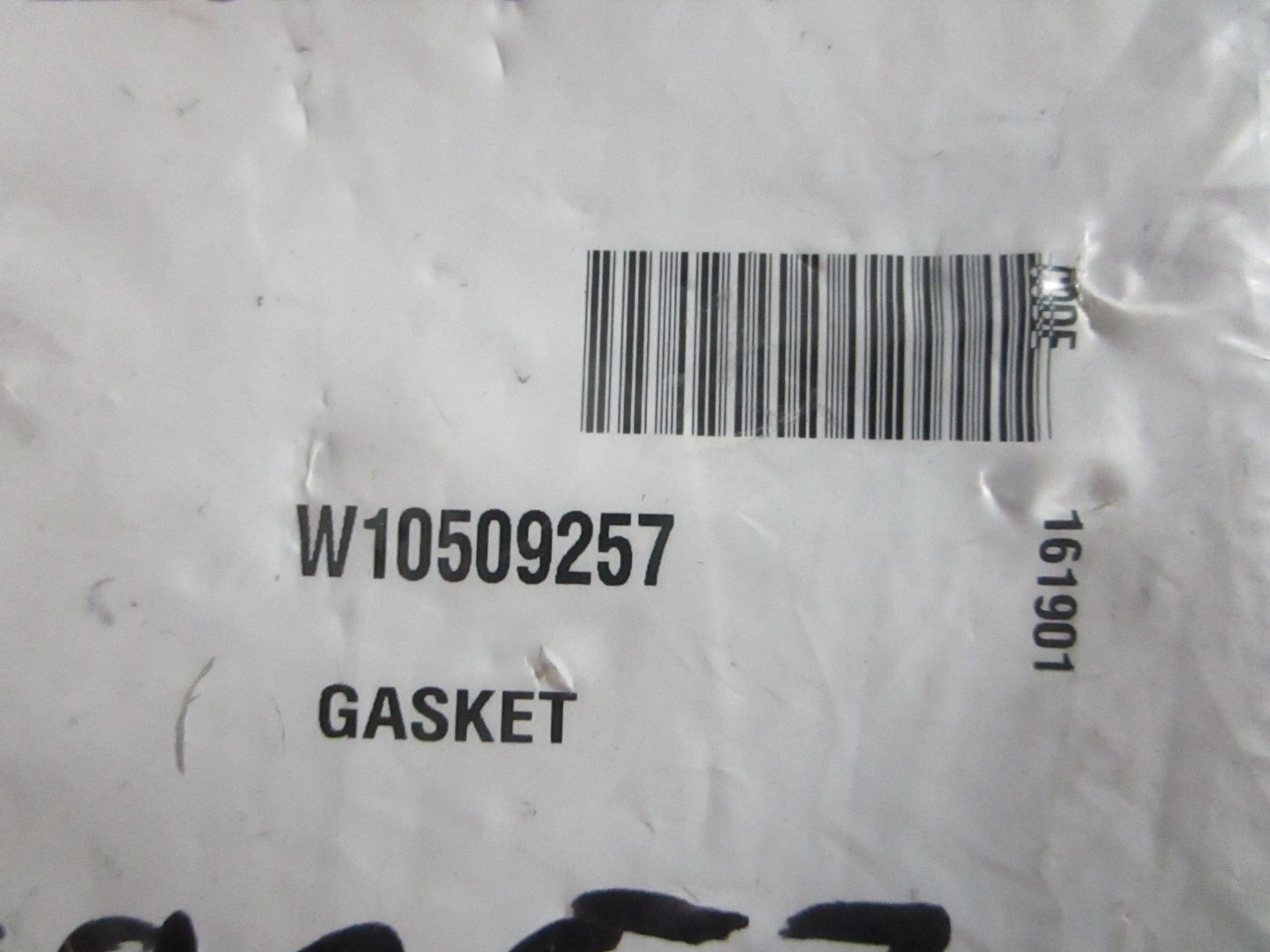 NEW OEM W10509257 Whirlpool Door Gasket 0820