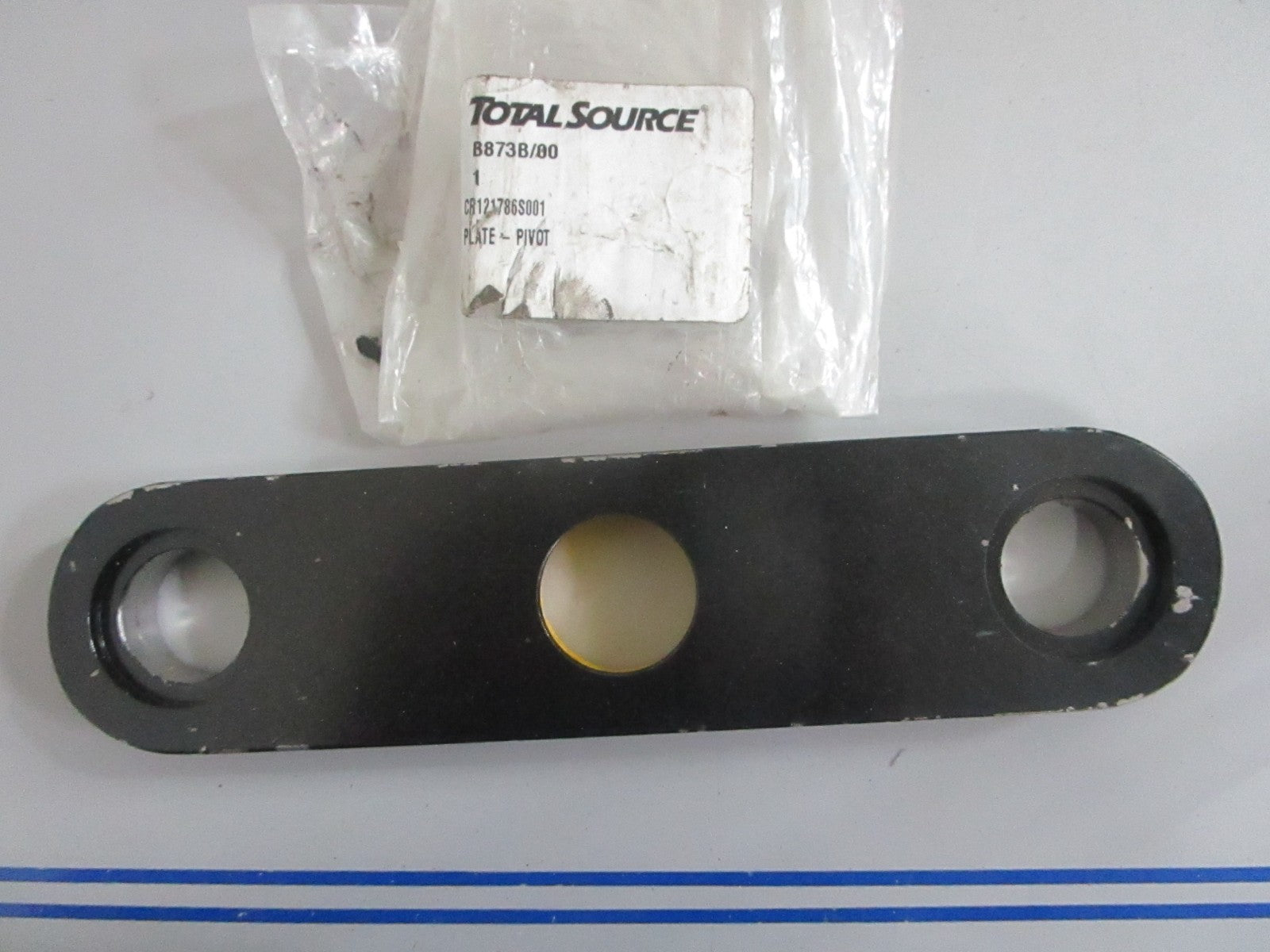 *NEW* 0820 Total Source Pivot Plate CR121786S001 For Crown 121786S001