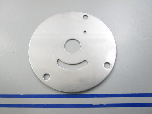 NEW OEM 17471-93102 Suzuki Water Pump Plate 0810