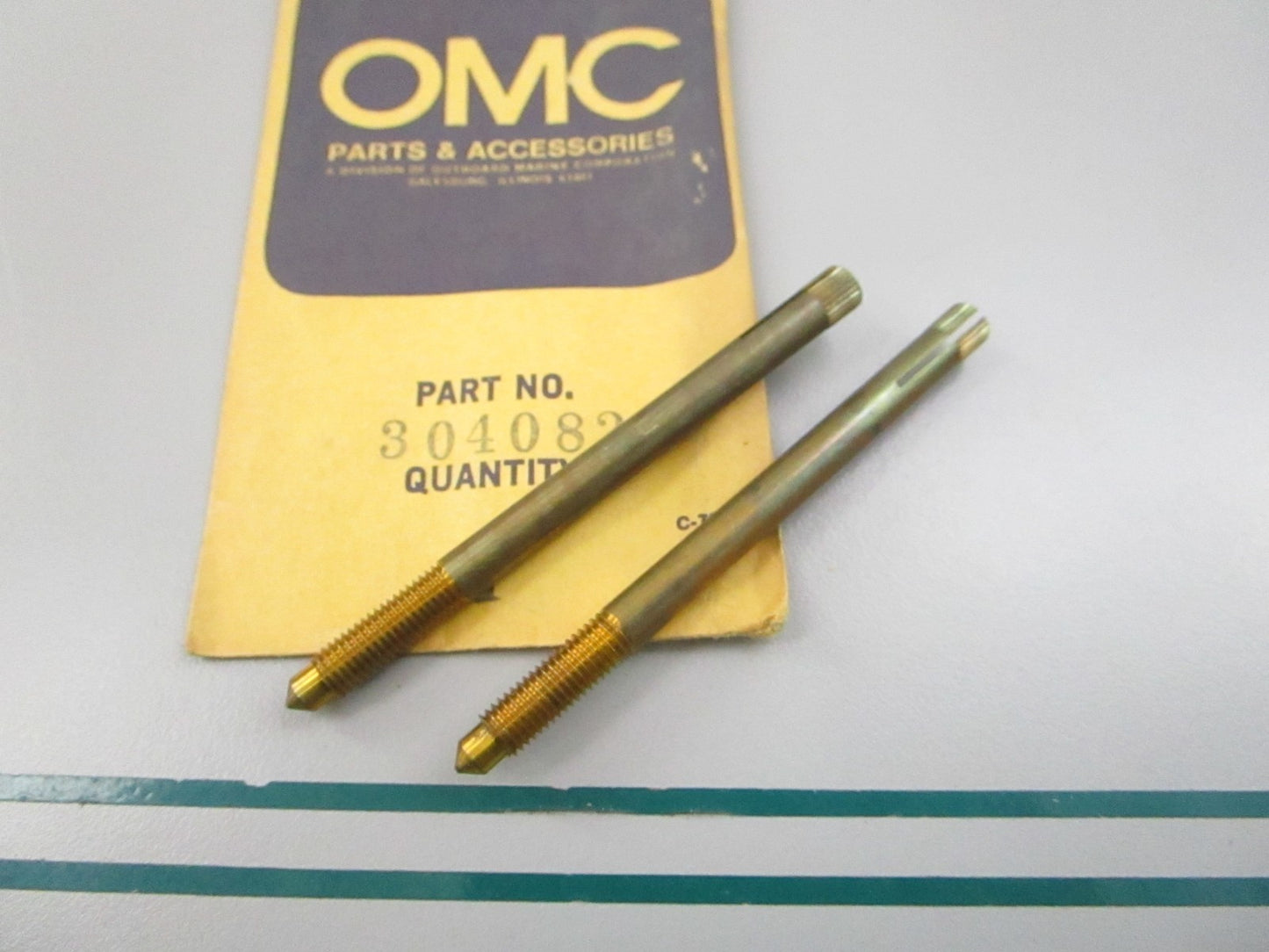 NEW OEM (LOT OF 2) 304082 0304082 OMC Johnson Evinrude Hi-Speed Adj Needle 0810