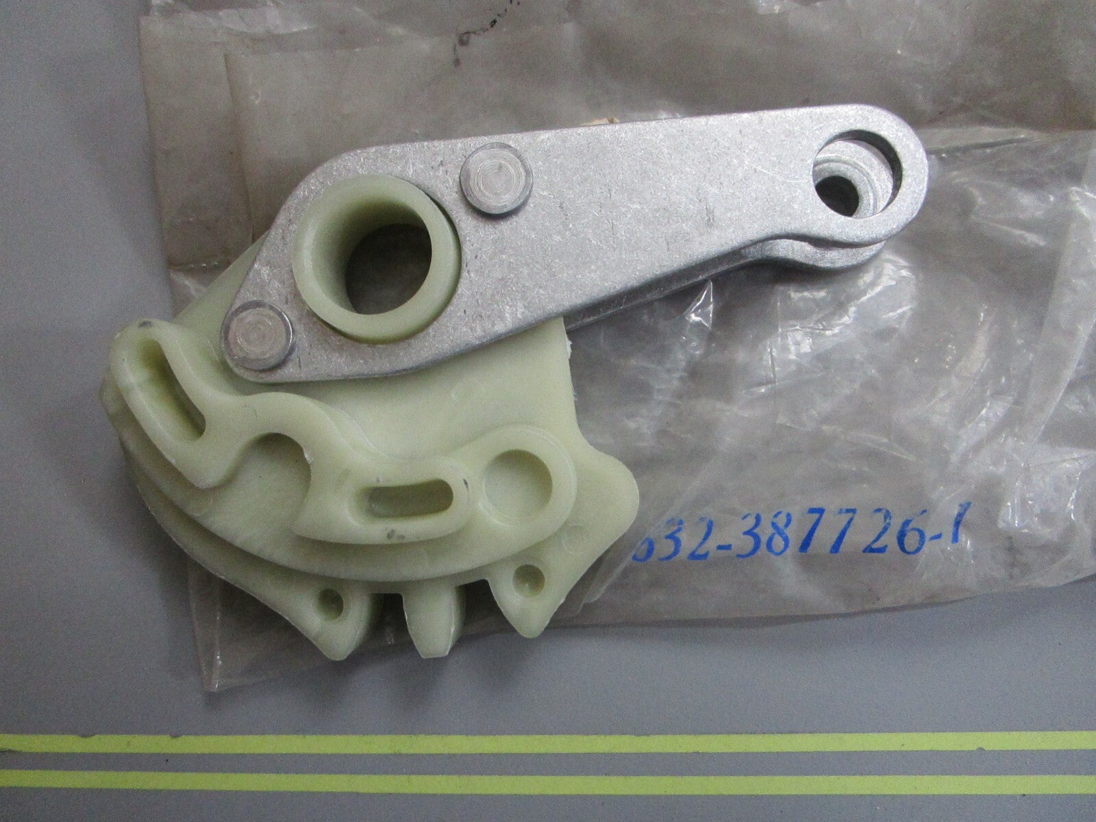 *NEW OEM* 0820 OMC Johnson Evinrude Shift Lever Ay 387726 0387726