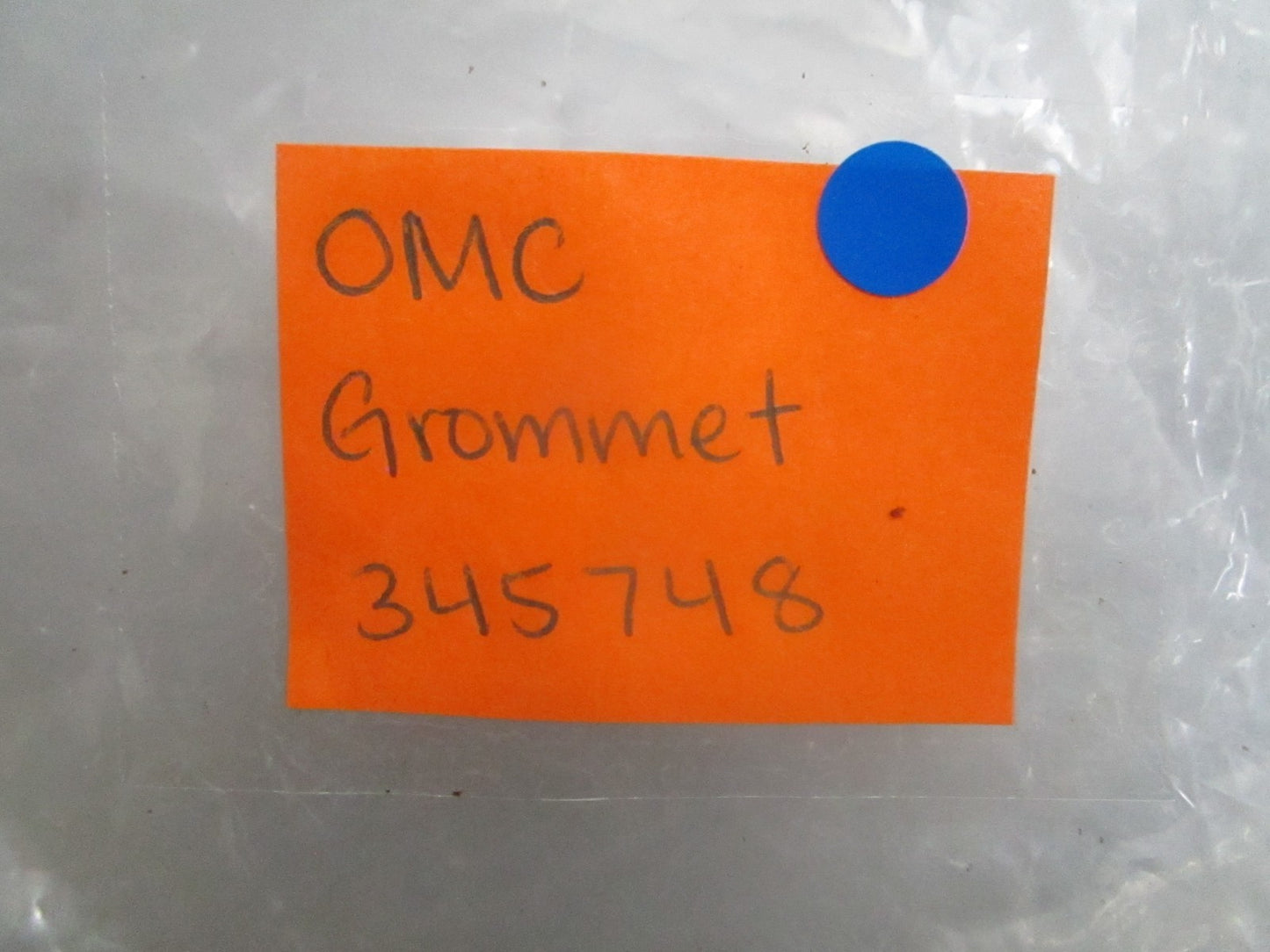*NEW OEM* 0820 OMC Johnson Evinrude Grommet 345748 0345748