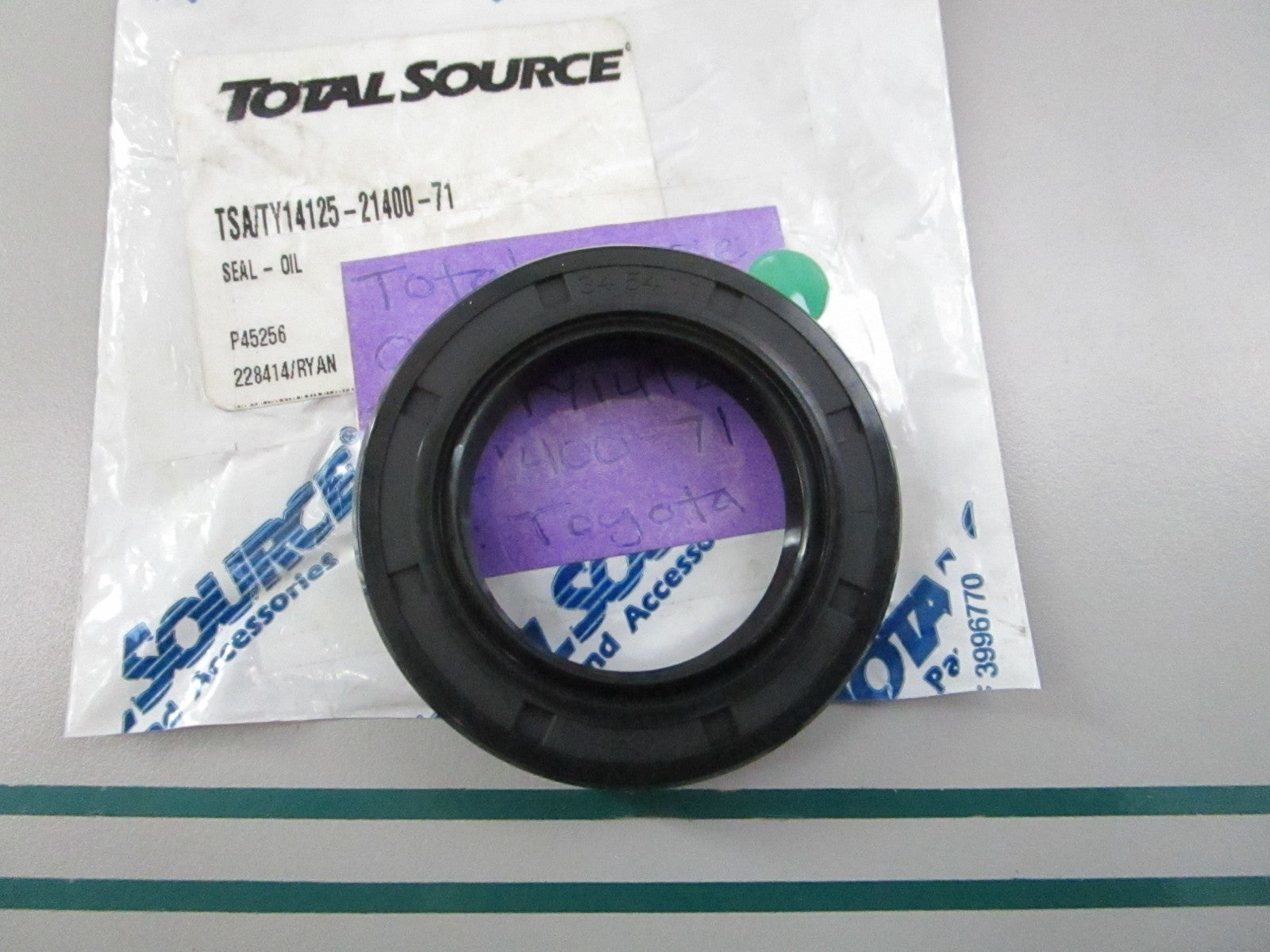 NEW TSA/TY14125-21400-71 For: Toyota Total Source Oil Seal 0810