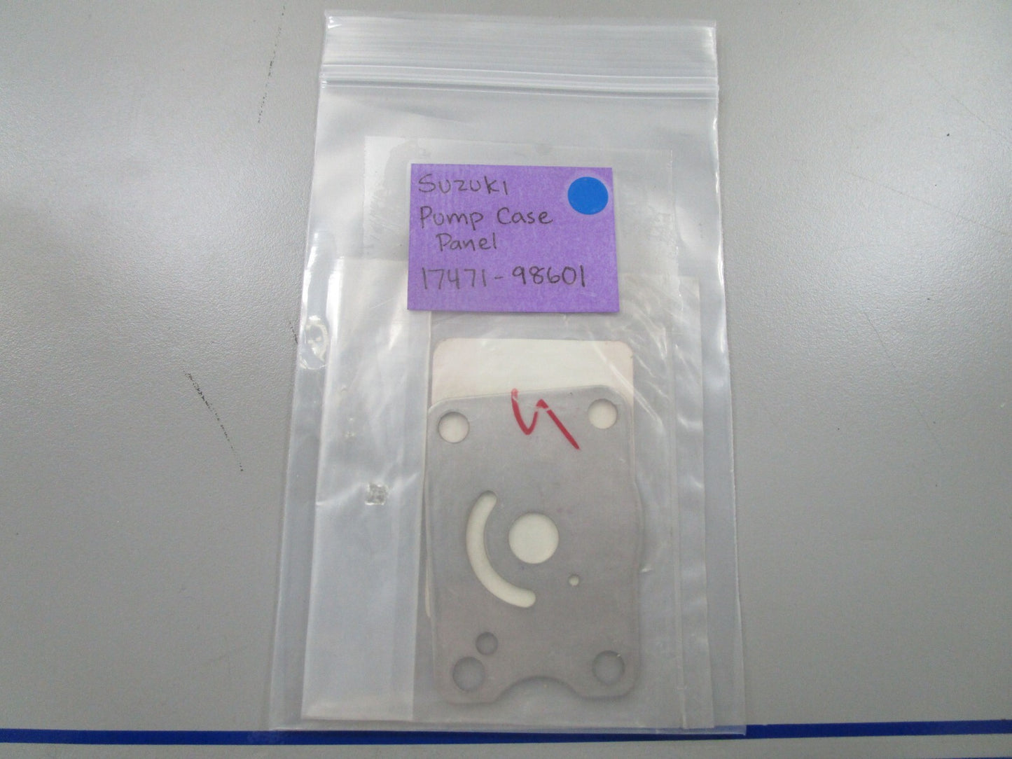 *NEW OEM* 0770 Suzuki Pump Case Panel 17471-98601