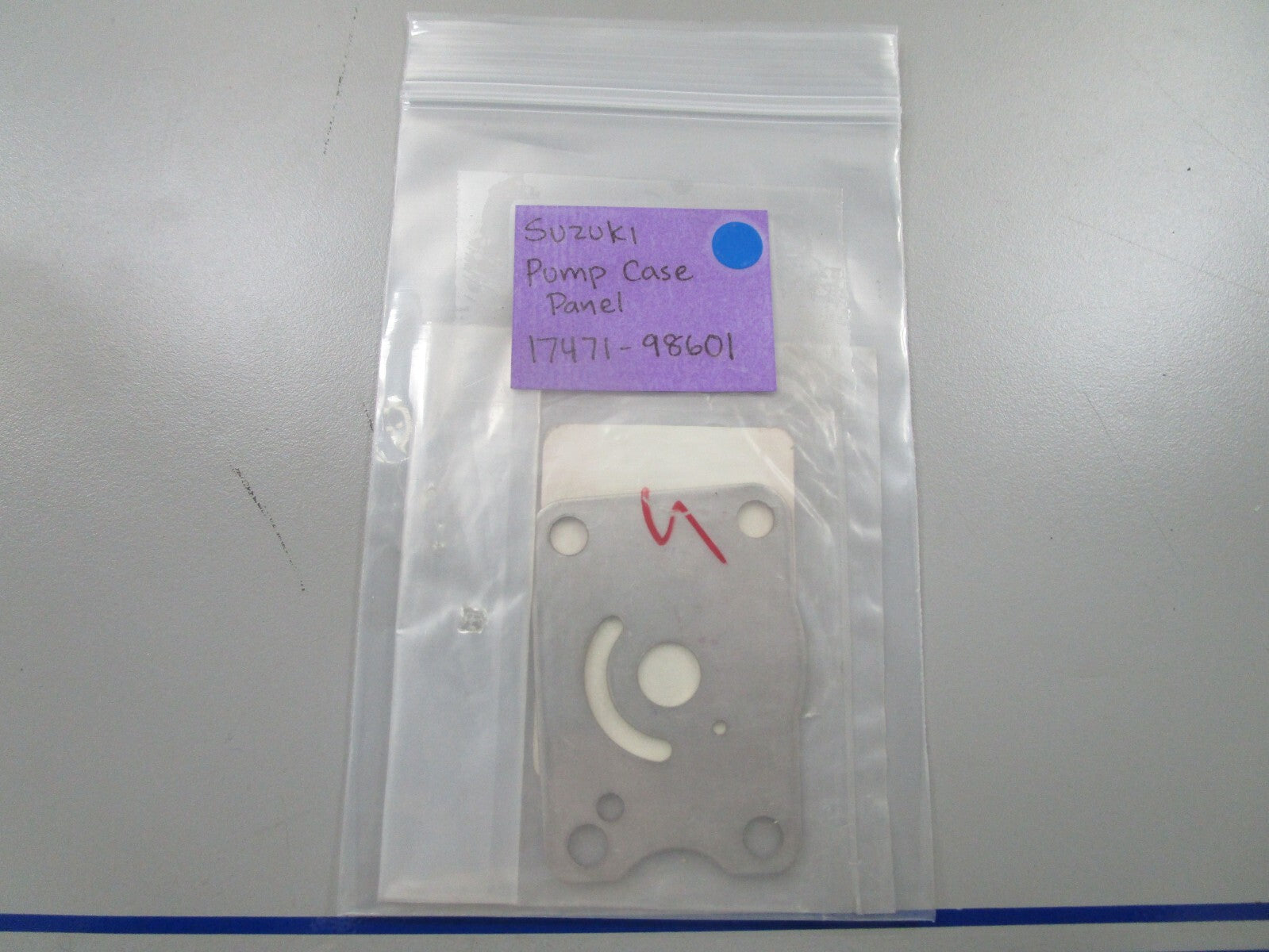 *NEW OEM* 0770 Suzuki Pump Case Panel 17471-98601