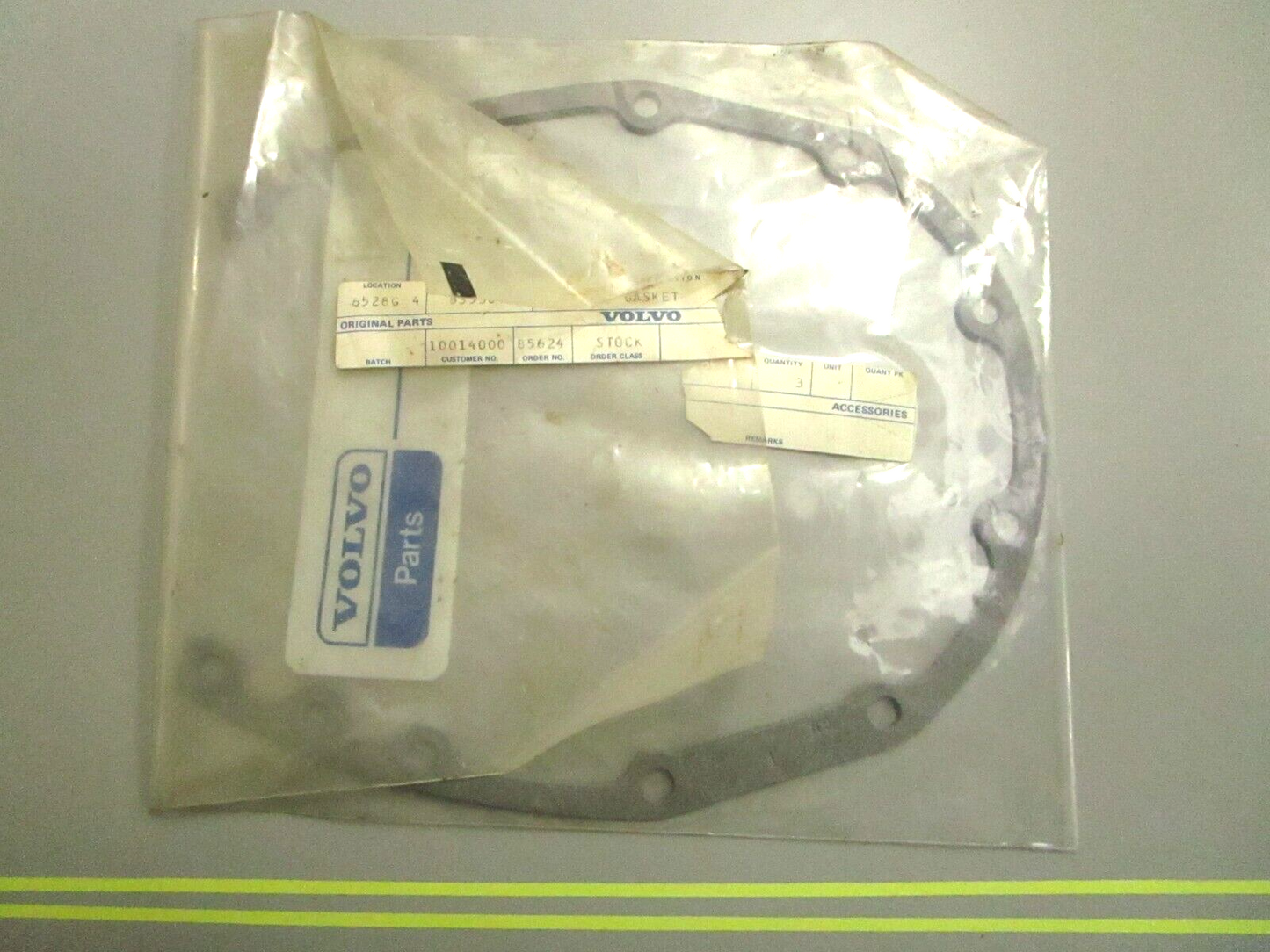 *NEW OEM* 0750 Volvo Penta GASKET 835389