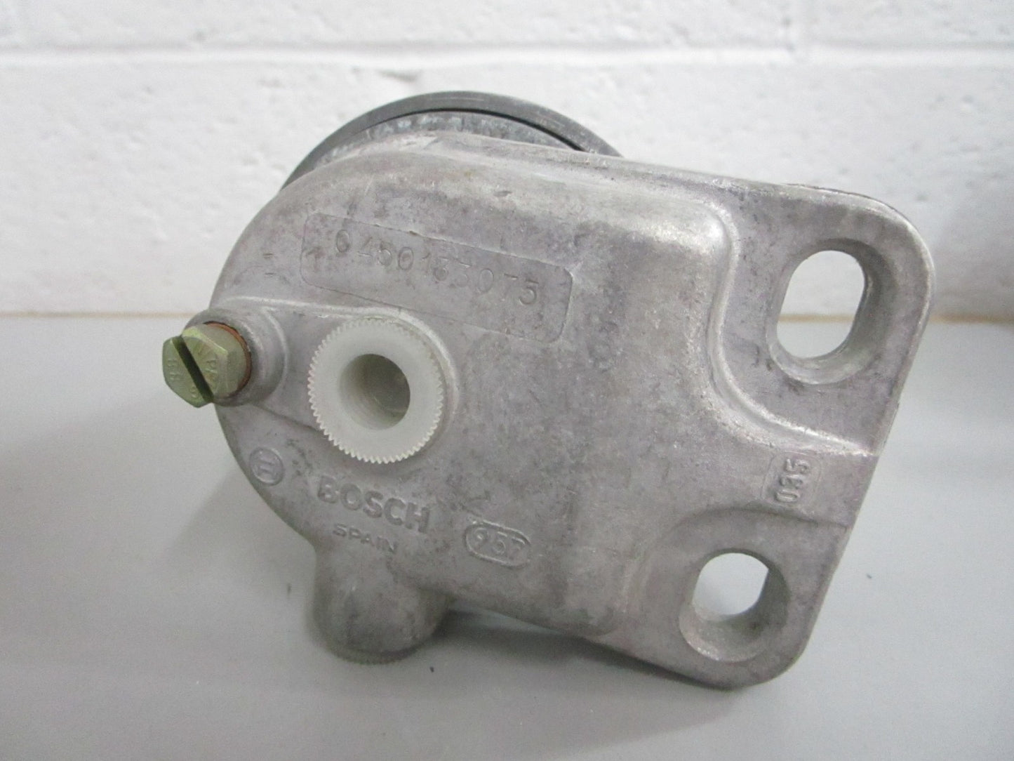 *NEW OEM* 0820 Volvo Penta Fuel Filter 840531