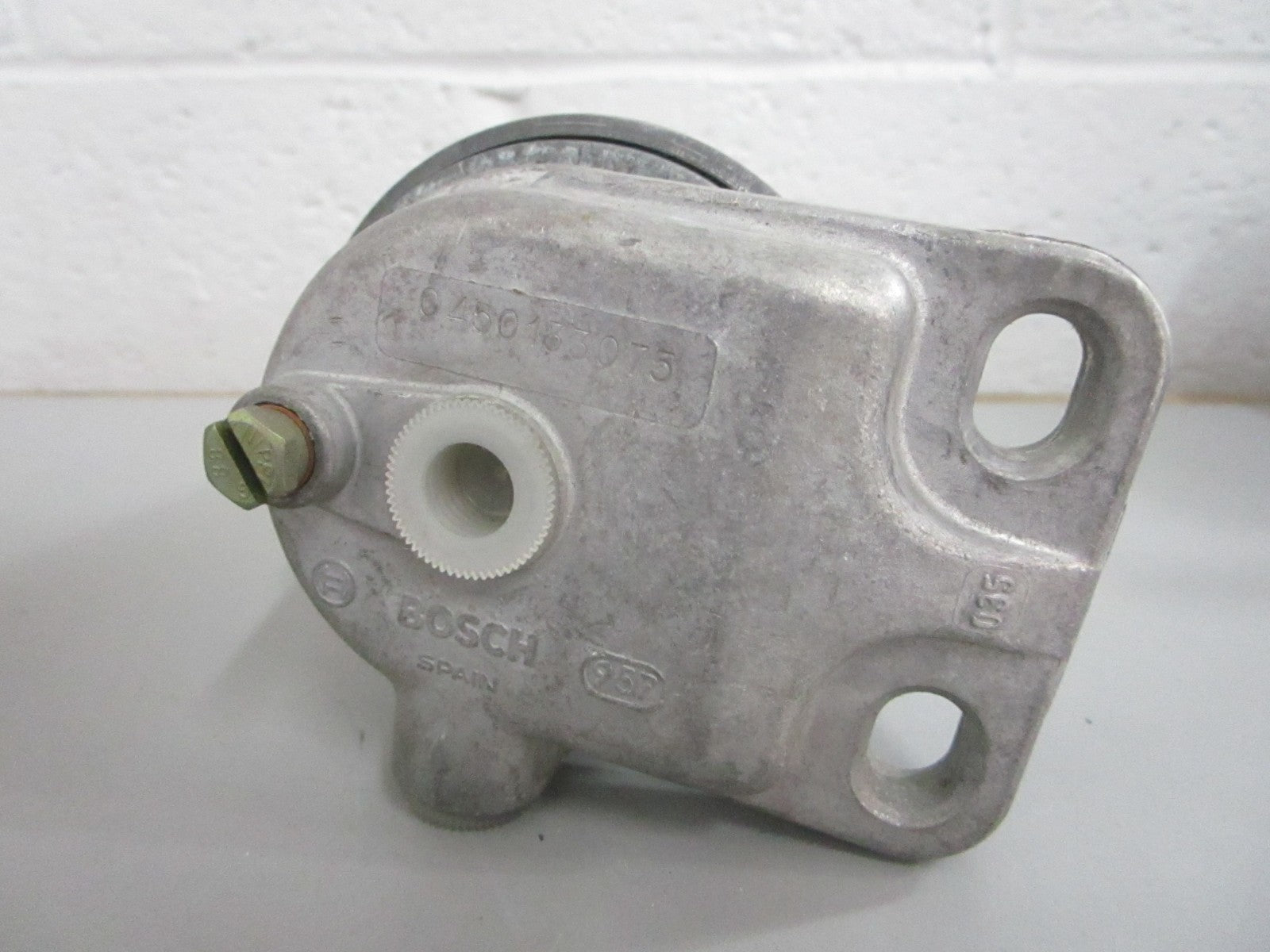 *NEW OEM* 0820 Volvo Penta Fuel Filter 840531