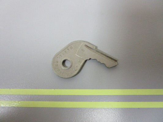 *NEW OEM* 0810 OMC Johnson Evinrude Ignition Key 73-8 501773 0501773