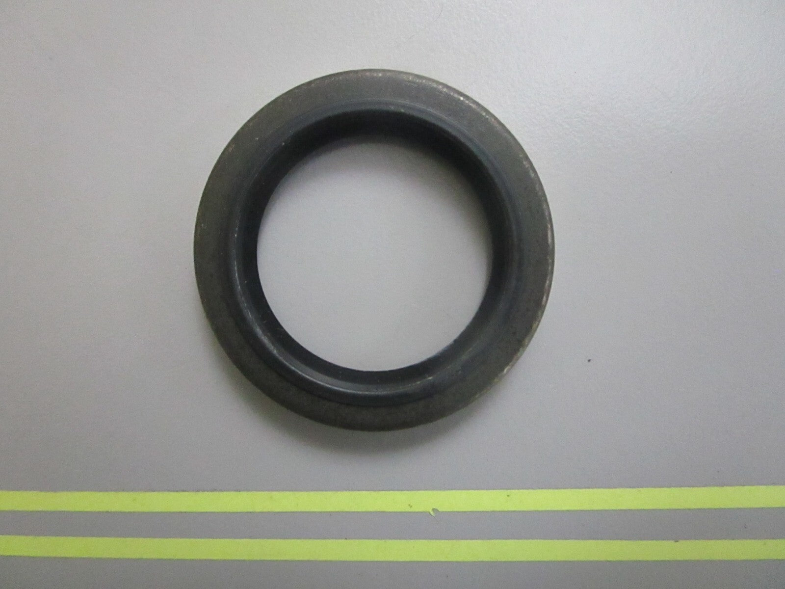 *NEW OEM* 0810 Mercury Quicksilver Seal 26-76868