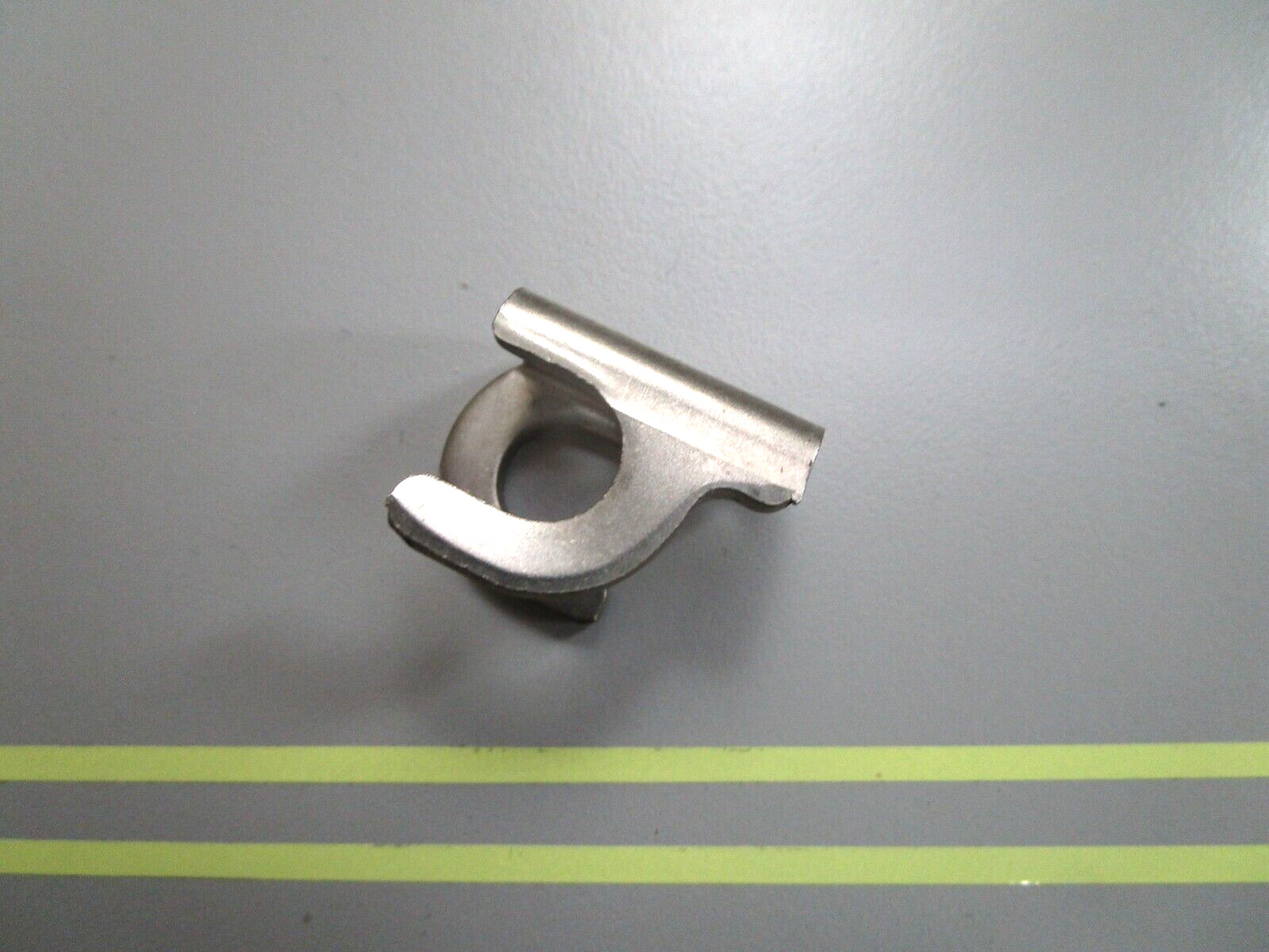 *NEW OEM* 0750 OMC Johnson Evinrude SHIFT LOCK 305737 0305737