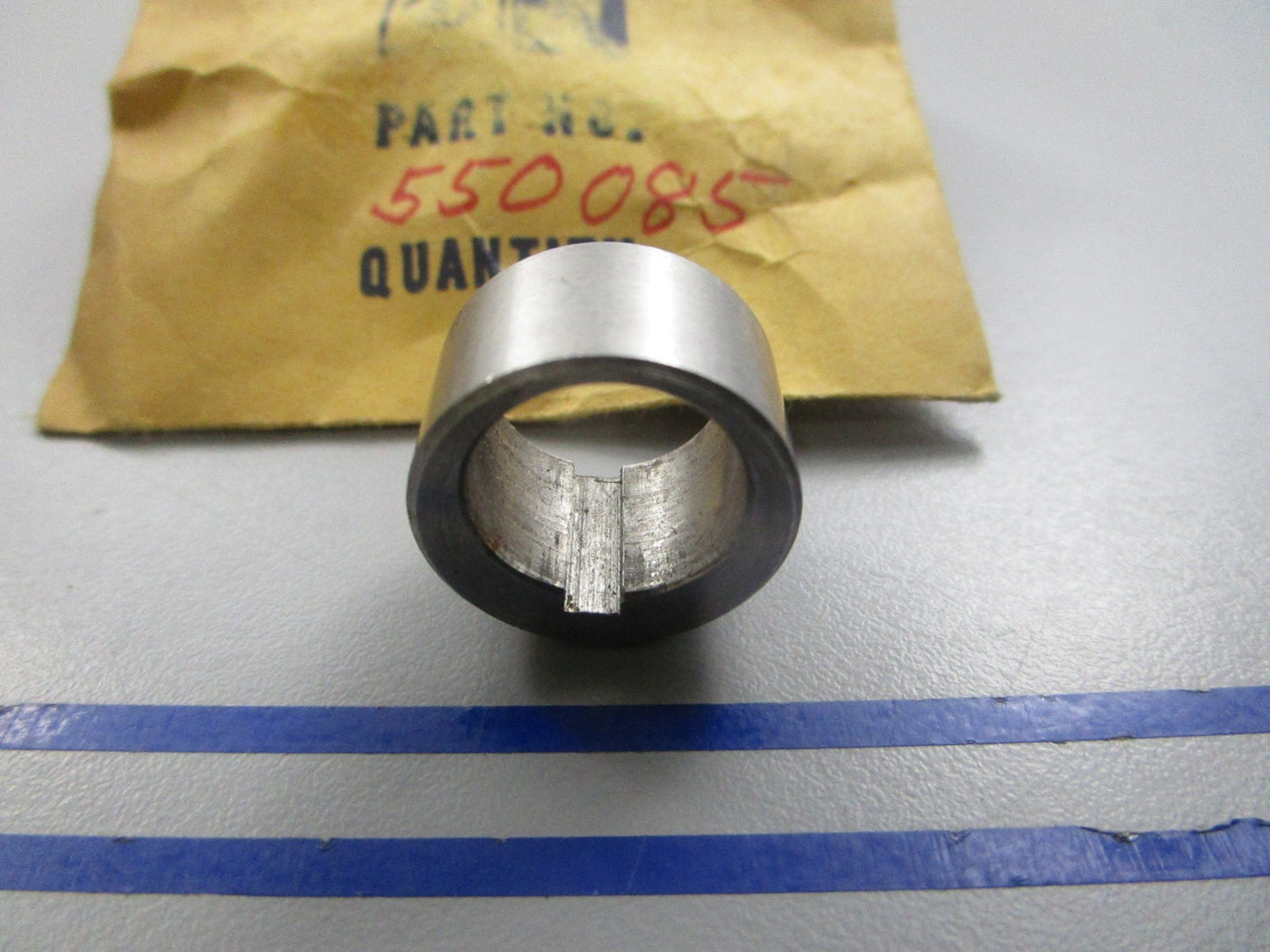 NEW OEM 550085 0550085 OMC Johnson Evinrude Cam 0810