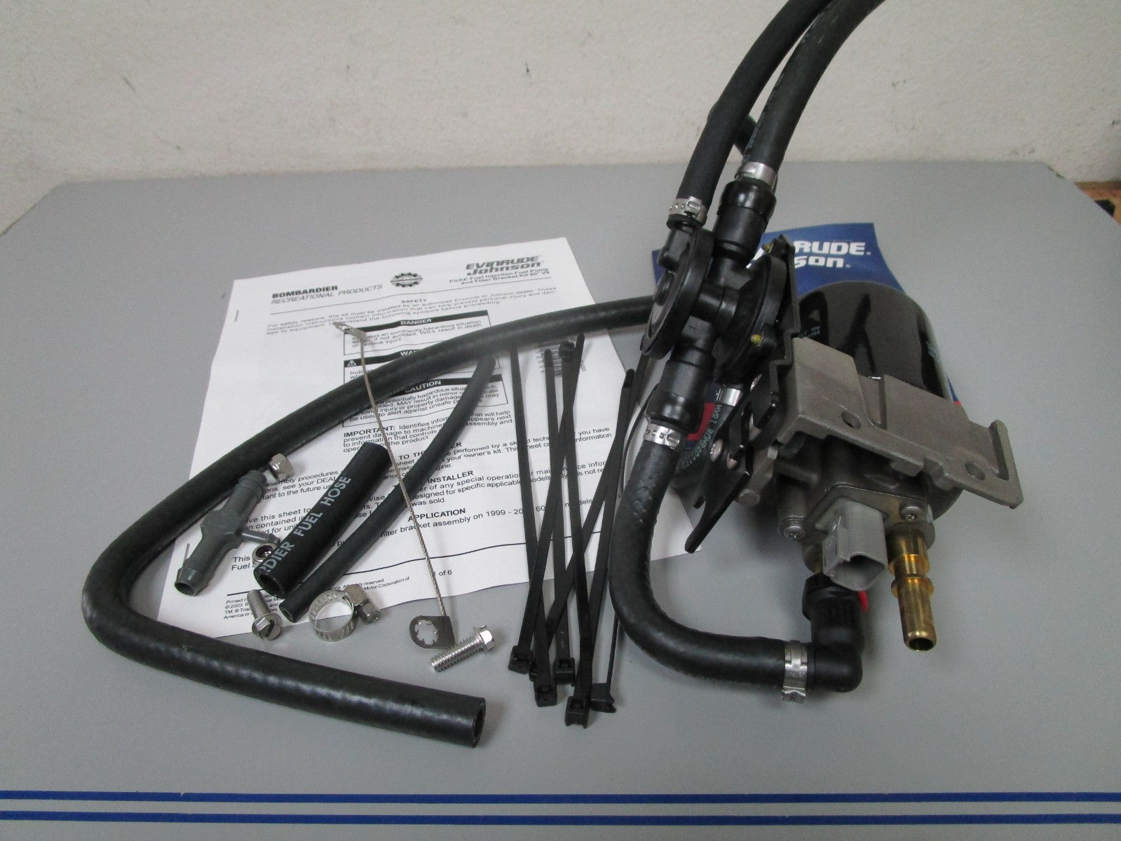 *NEW OEM* 0720 OMC Johnson Evinrude Fuel Pump Kit Assembly 5004455