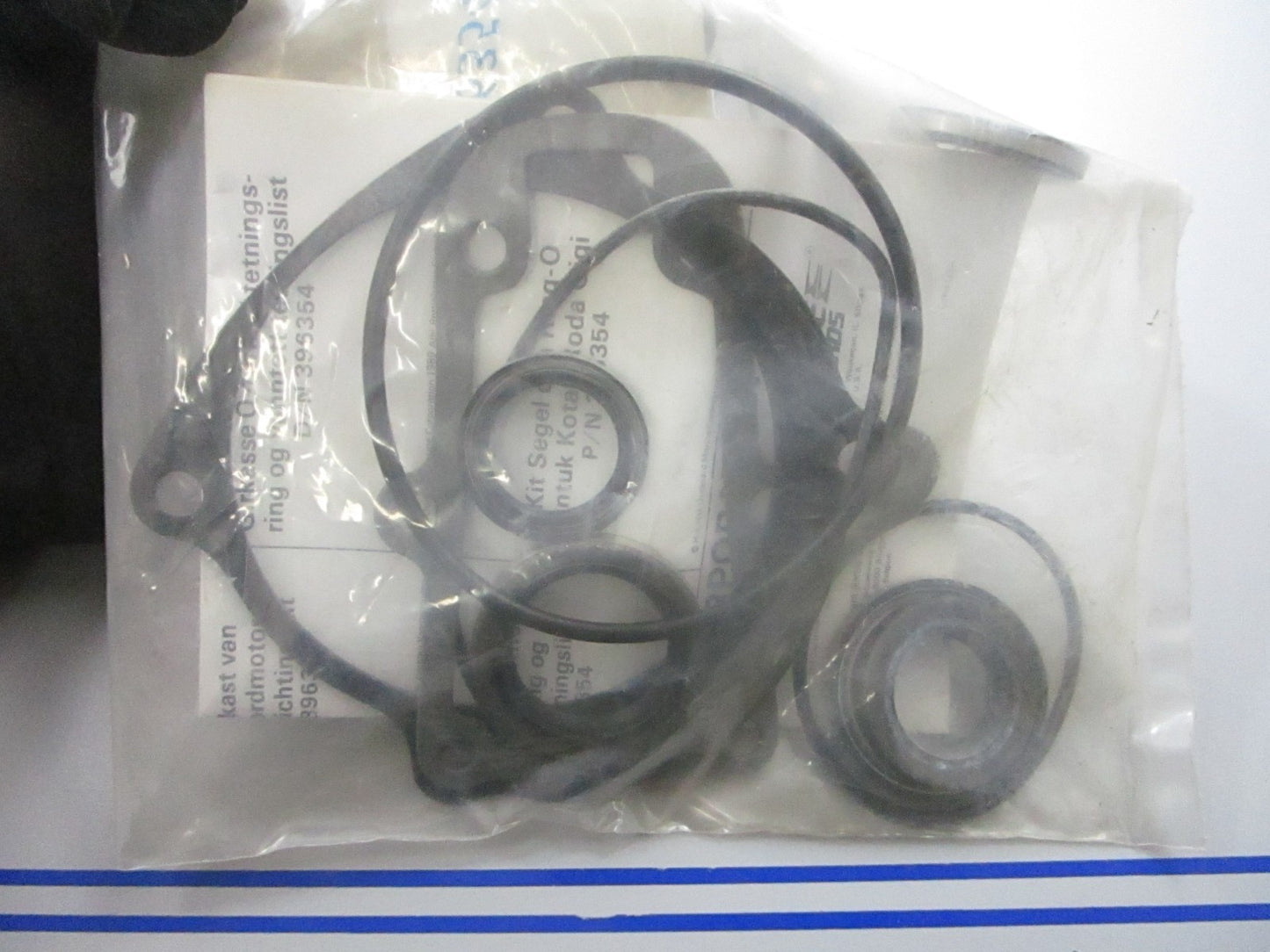 *NEW OEM* 0810 OMC Johnson Evinrude Seal Kit 396354 0396354