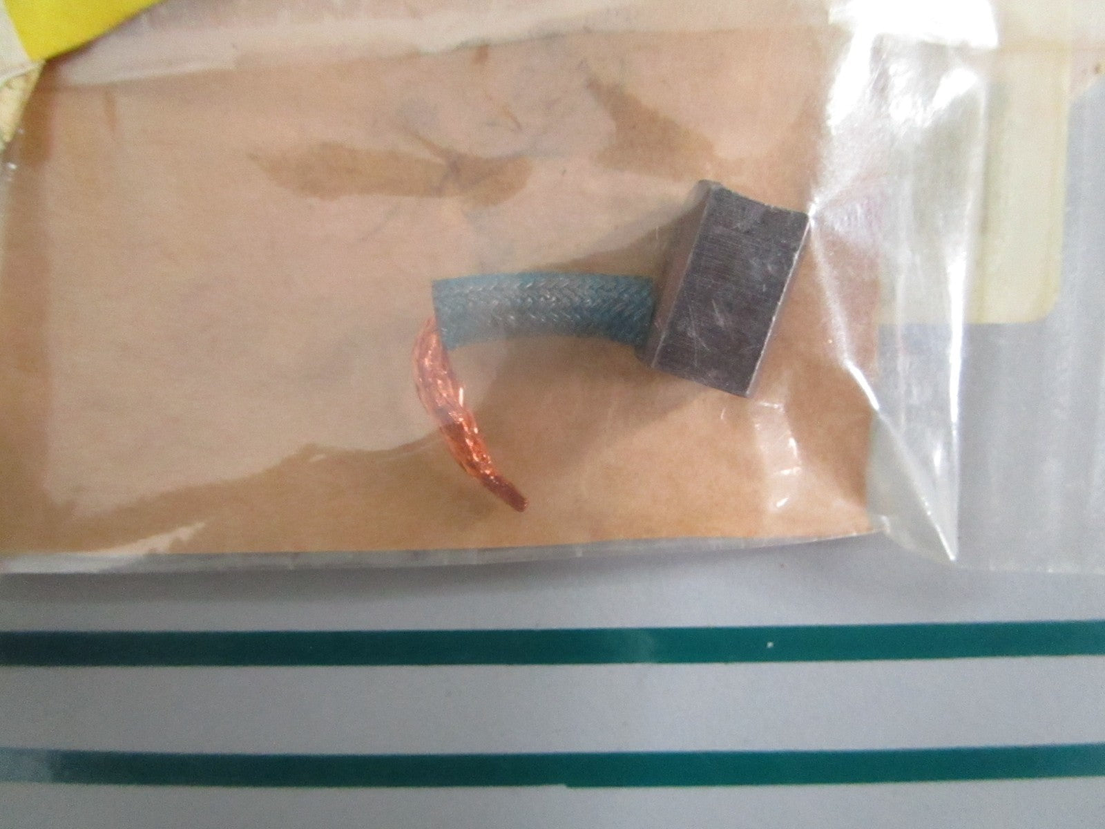 NEW OEM 6E5-43891-00-00 Yamaha Brush 0820