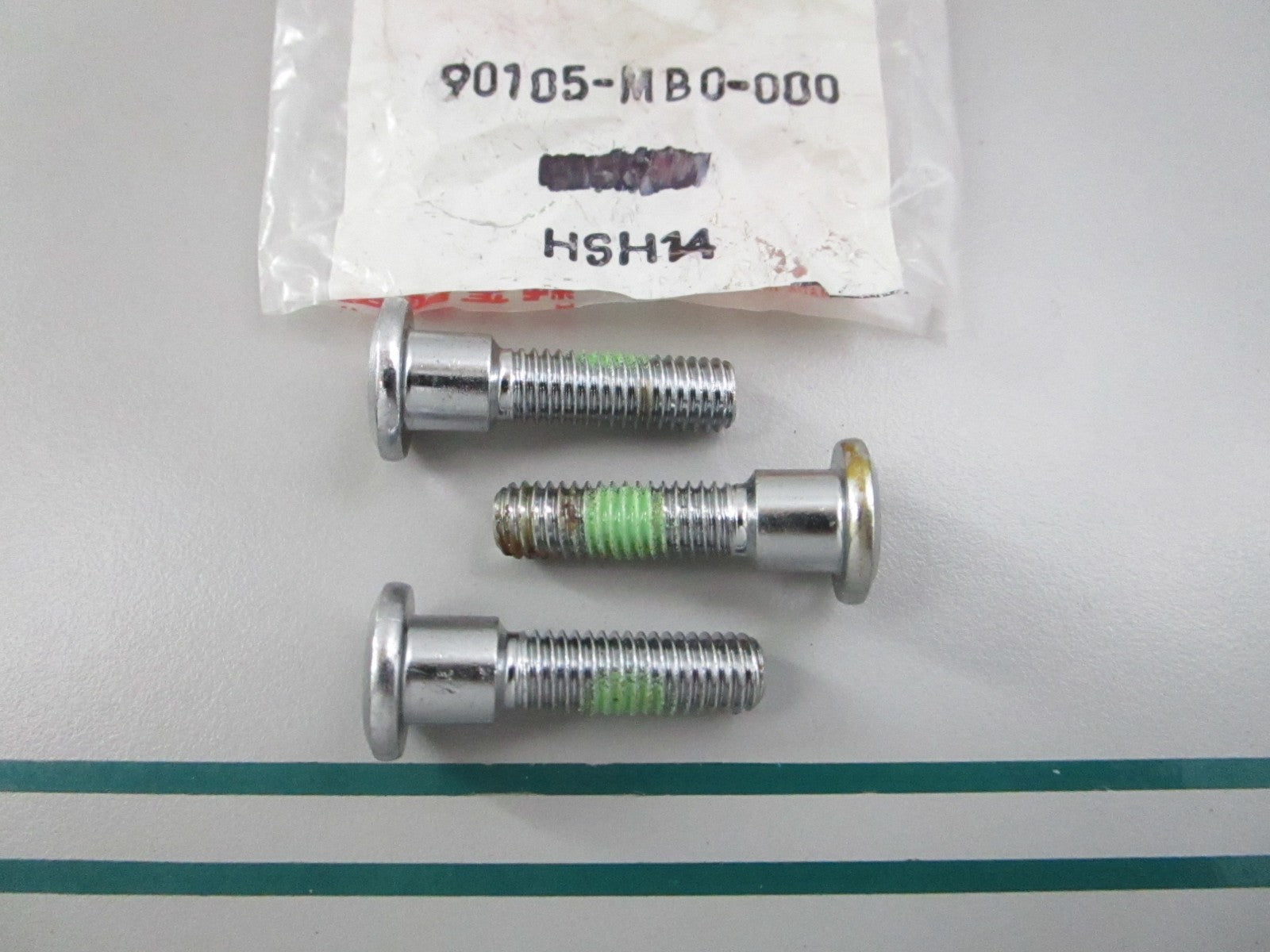 NEW OEM (LOT OF 3) 90105-MB0-000 Honda Brake Disk Bolt 0810