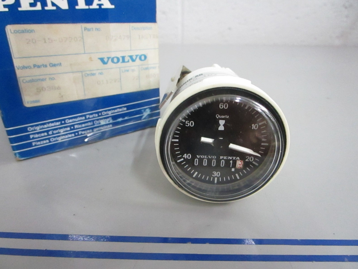 *NEW OEM* 0820 Volvo Penta Hourmeter 872479