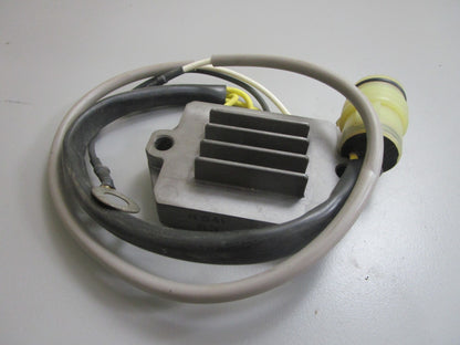 *NEW OEM* 0820 Suzuki Rectifier & Regulator 32800-93J02 32800-93J03