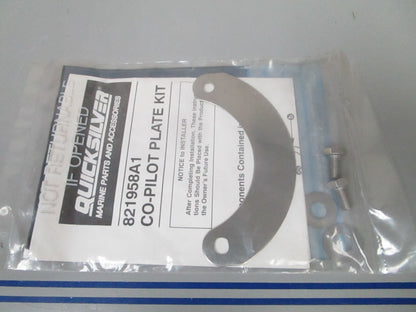 *NEW OEM* 0810 Mercury Quicksilver Plate Kit 821958A 1