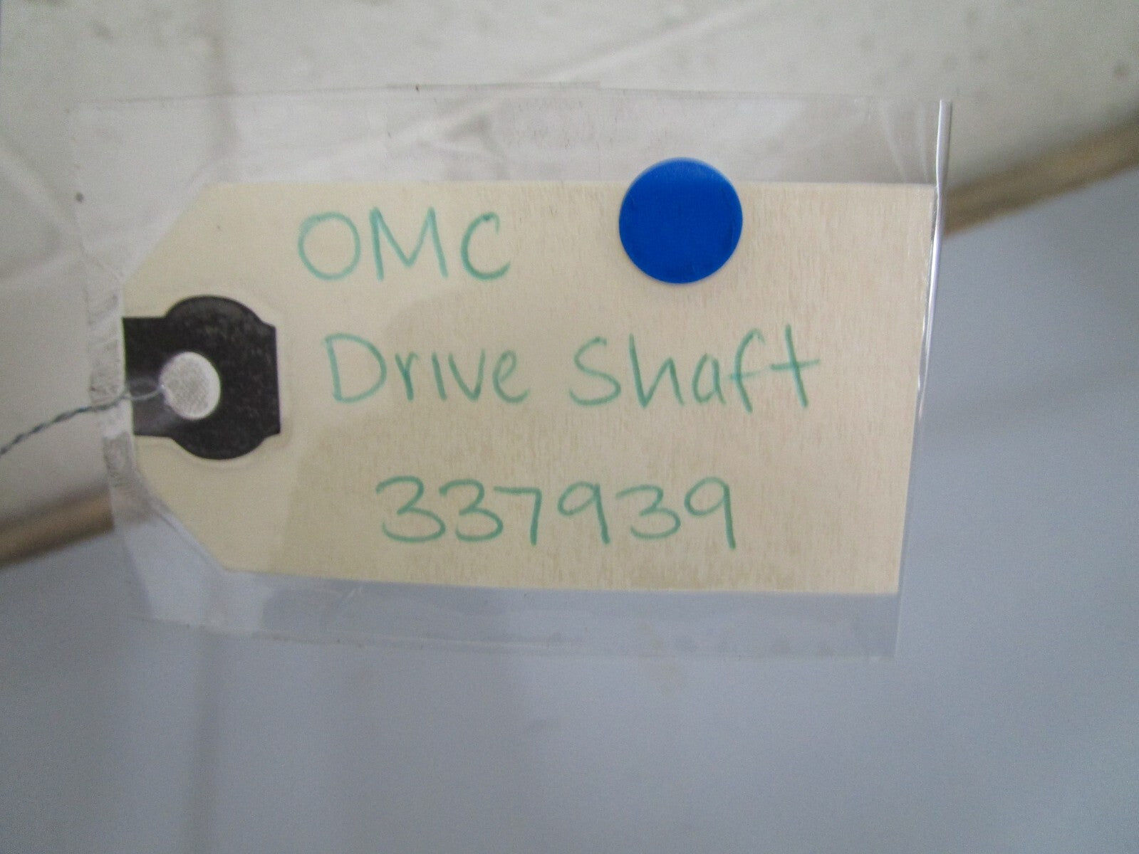 *NEW OEM* 0820 OMC Johnson Evinrude Drive Shaft 337939 0337939