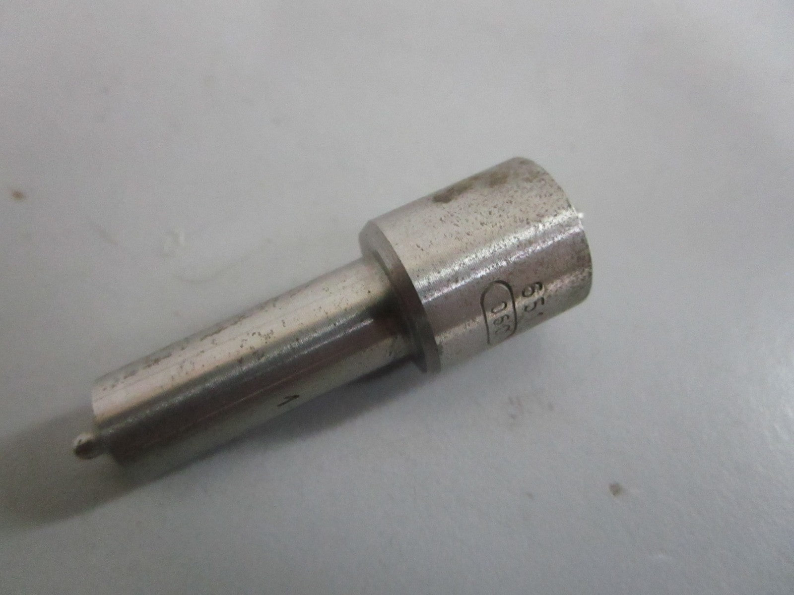 NEW OEM 3875400 Volvo Penta Nozzle 0820