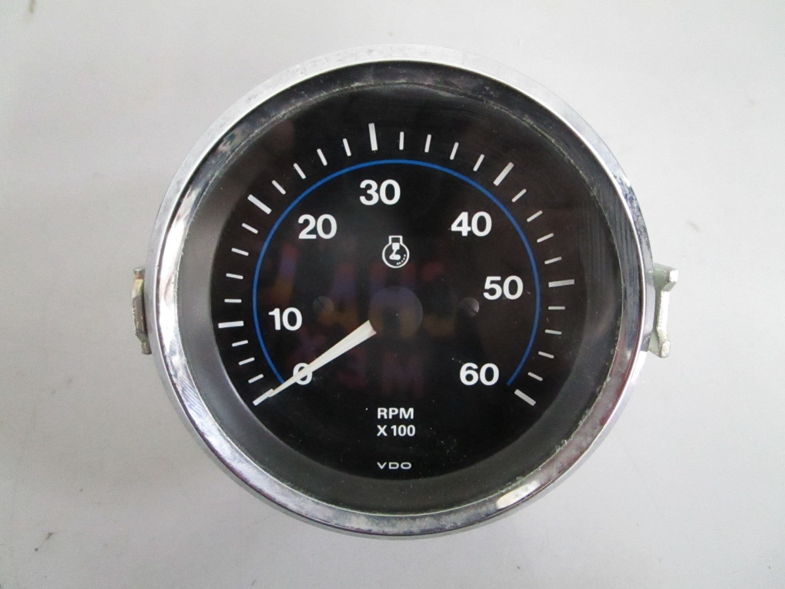 NEW OEM 1211015069A VDO 0-6000RPM Tachometer 0820