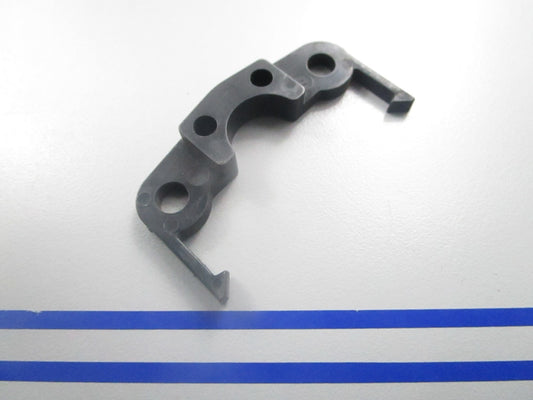 *NEW OEM* 0810 OMC Johnson Evinrude Linkage Retainer 335717 0335717