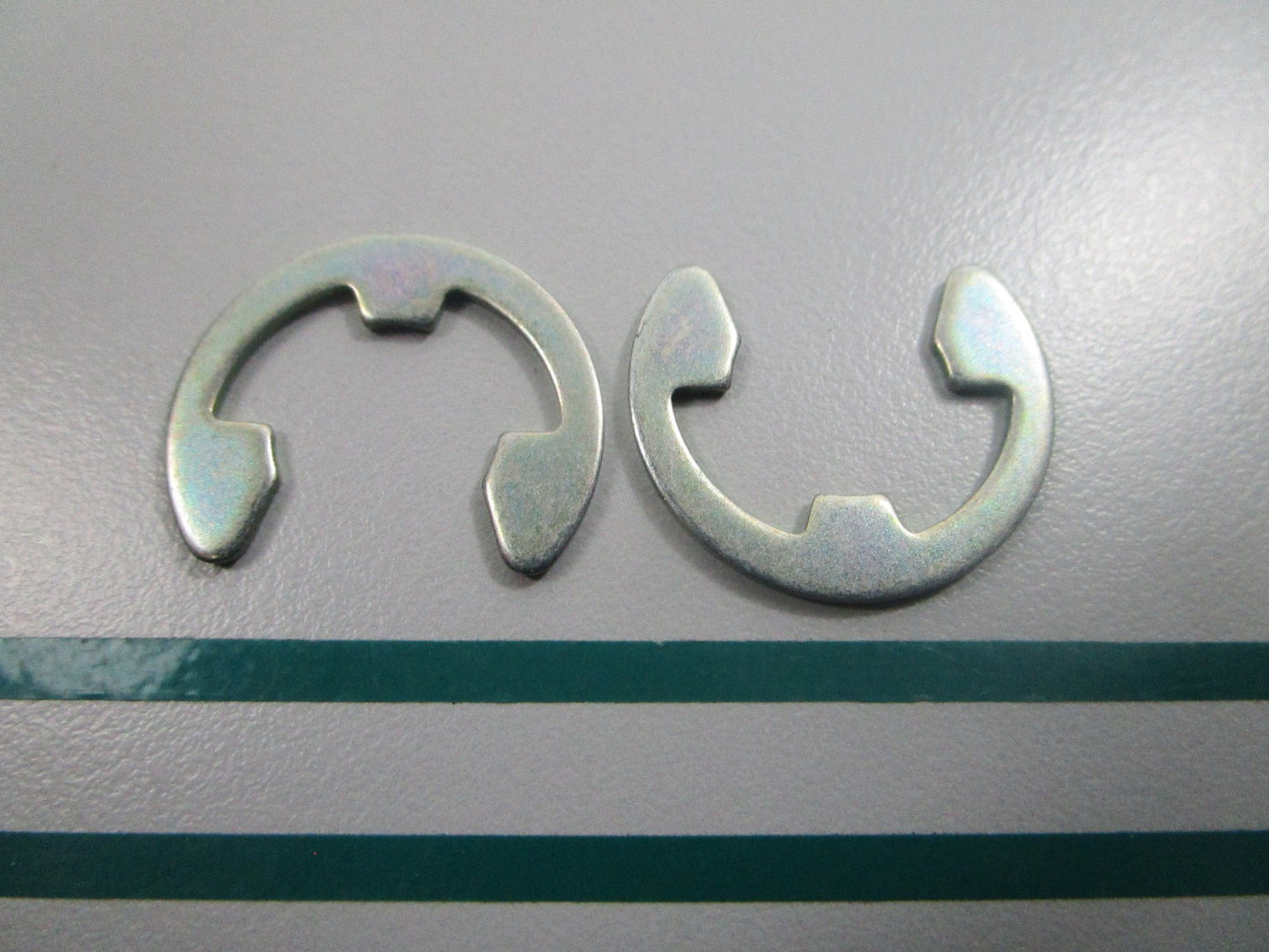 NEW OEM (LOT OF 2) 93430-12008-00 Yamaha Circlip 0810