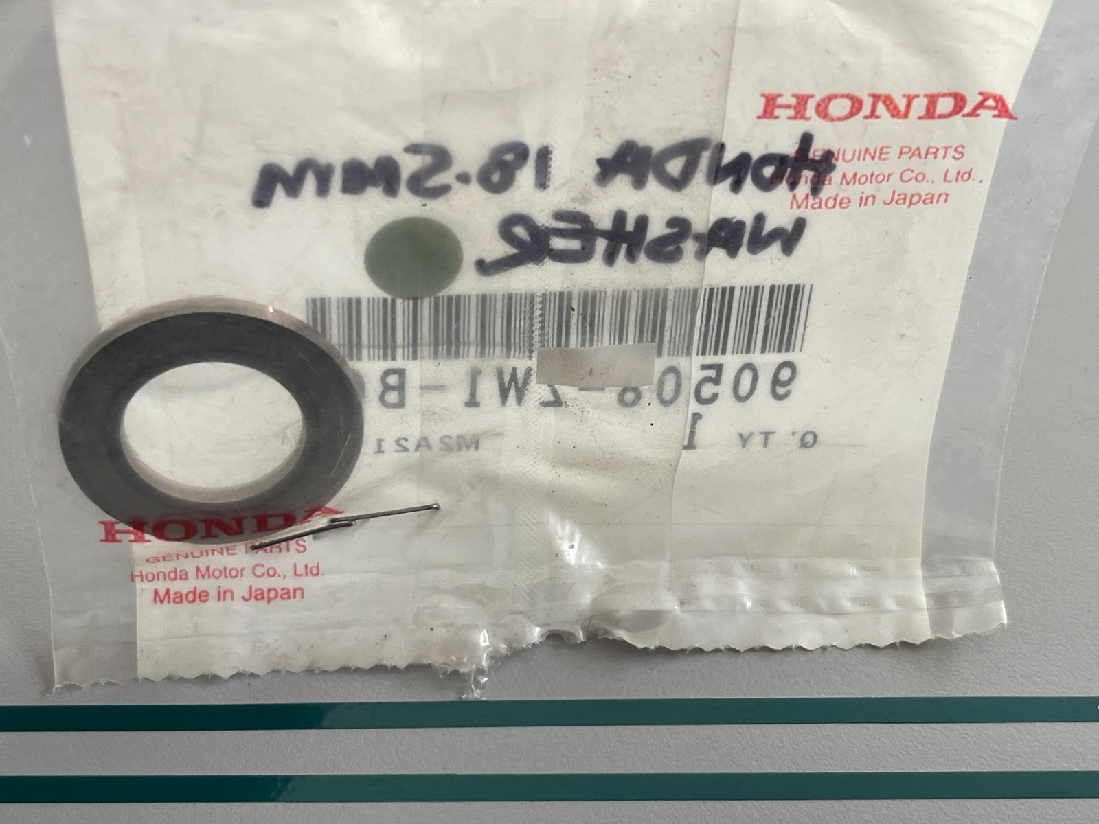 NEW OEM 90508-ZW1-B00 Honda 18.5mm Washer 0810