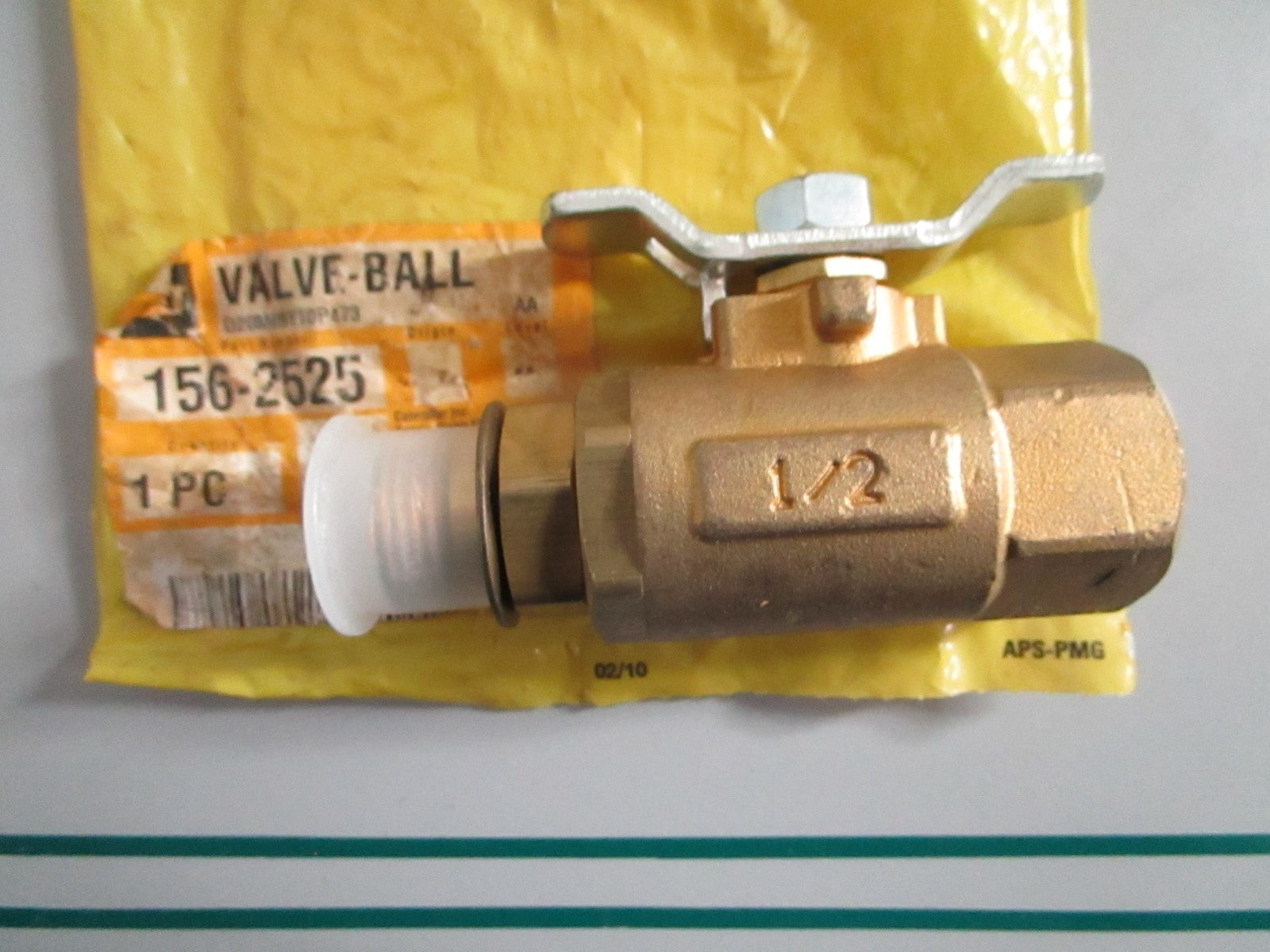 NEW OEM 156-2525 CAT Ball Valve 0820