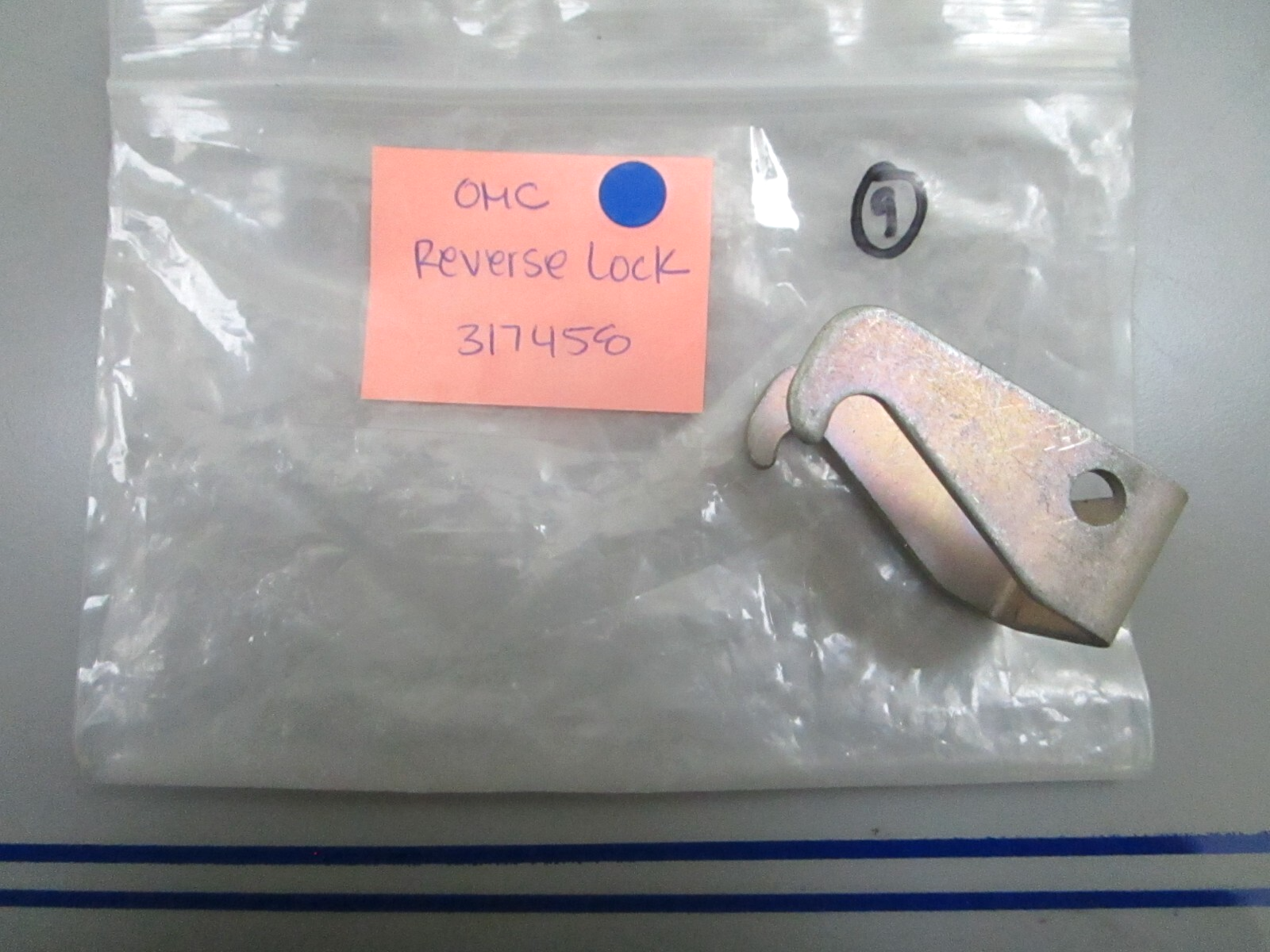 *NEW OEM* 0780 OMC Johnson Evinrude Reverse Lock 317458 0317458