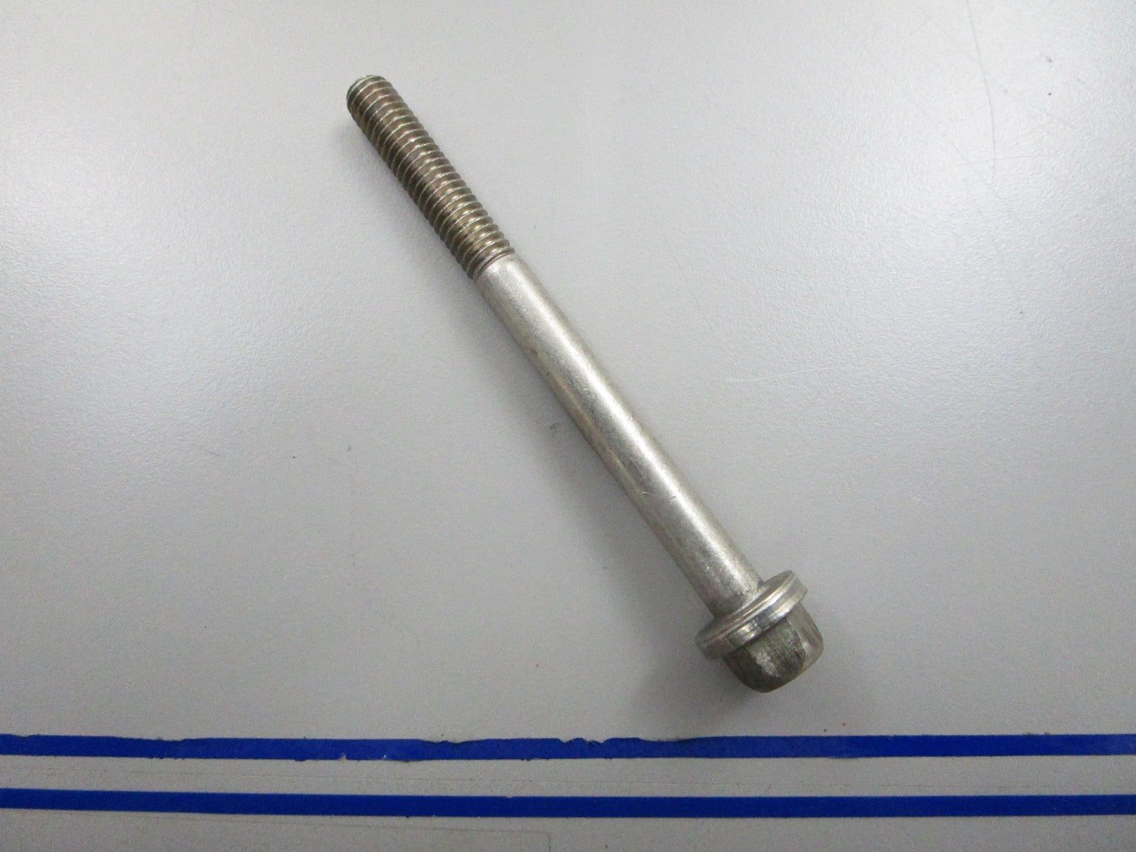 *NEW OEM* 0810 OMC Johnson Evinrude Screw 328561 0328561