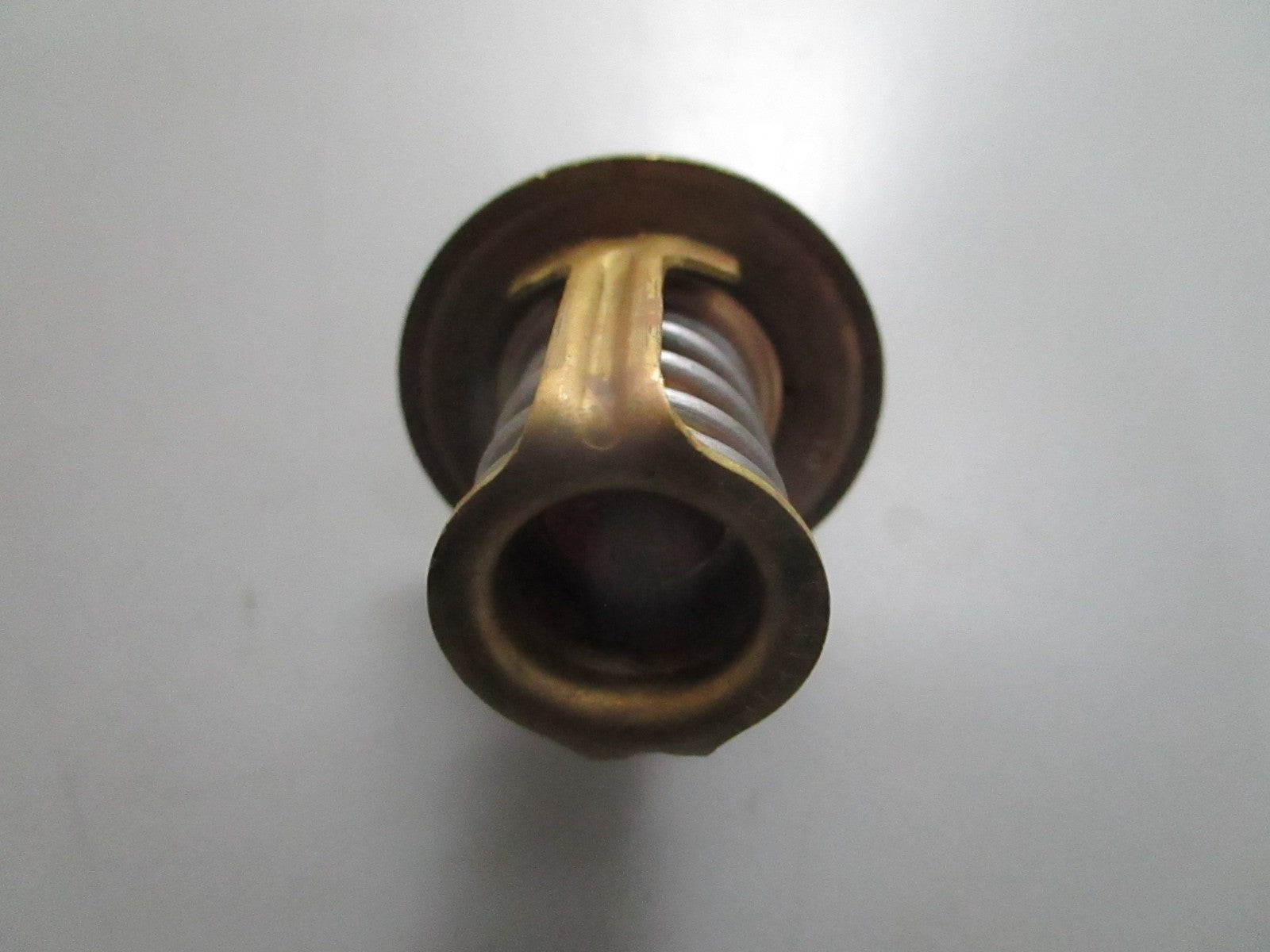 *NEW OEM* 0820 Volvo Penta Thermostat 21148403