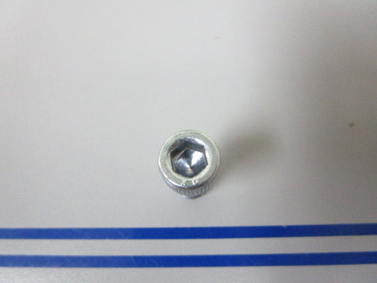 *NEW OEM* 0810 Volvo Penta Hexagon Socket Screw 956568