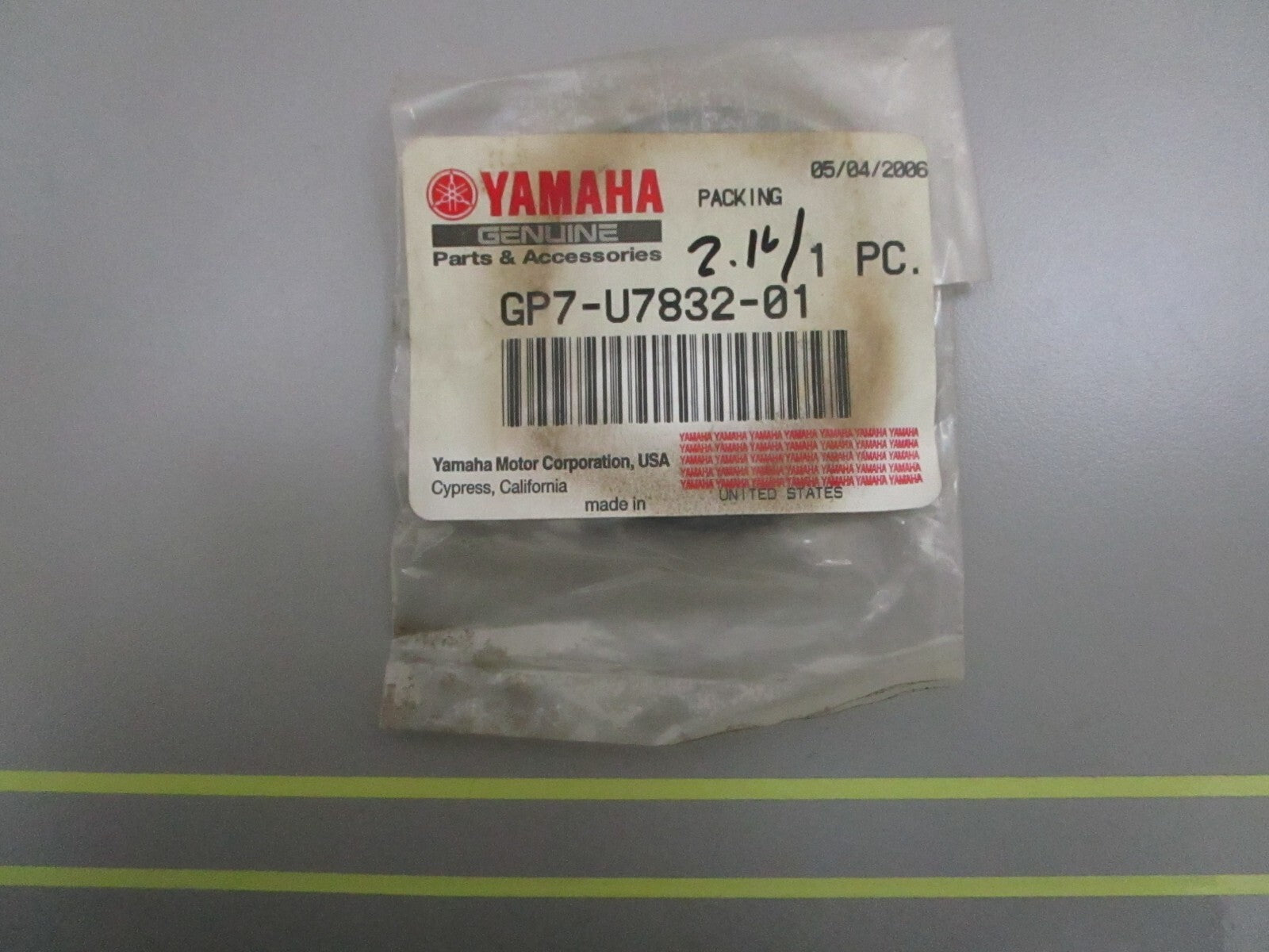 *NEW OEM* 0810 Yamaha Seal GP7-U7832-01