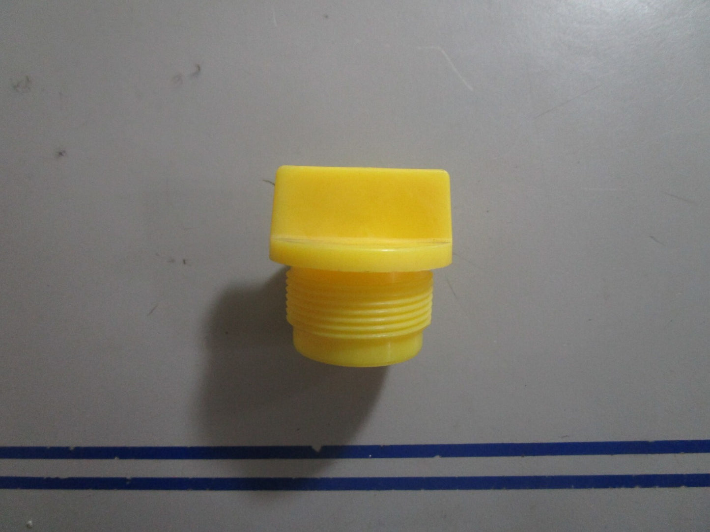 *NEW OEM* 0810 OMC Johnson Evinrude Oil Fill Plug 337208 0337208