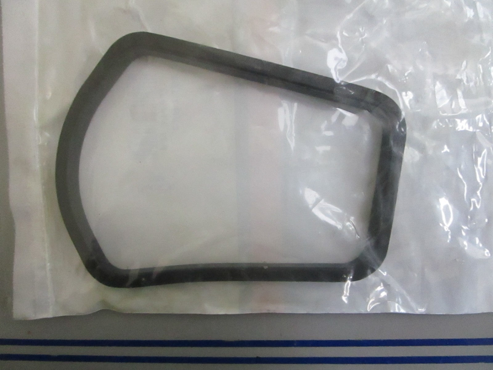 *NEW OEM* 0820 OMC Johnson Evinrude Exhaust Tube Seal 314937 0314937