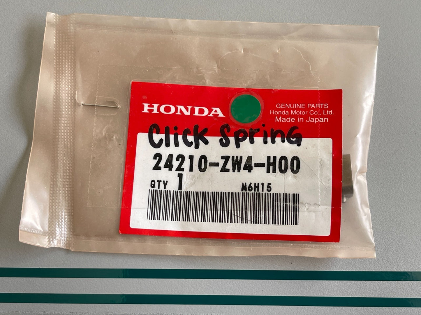 NEW OEM 24210-ZW4-H00 Honda Click Spring 0810