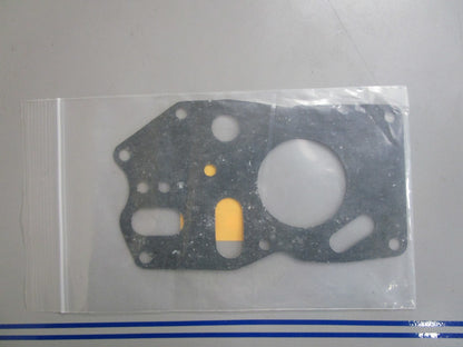 *NEW OEM* 0810 OMC Johnson Evinrude Adapter Plate Gasket 331016 0331016