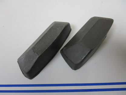 *NEW OEM* (LOT OF 2) 0810 OMC Johnson Evinrude Bumper 908513 0908513