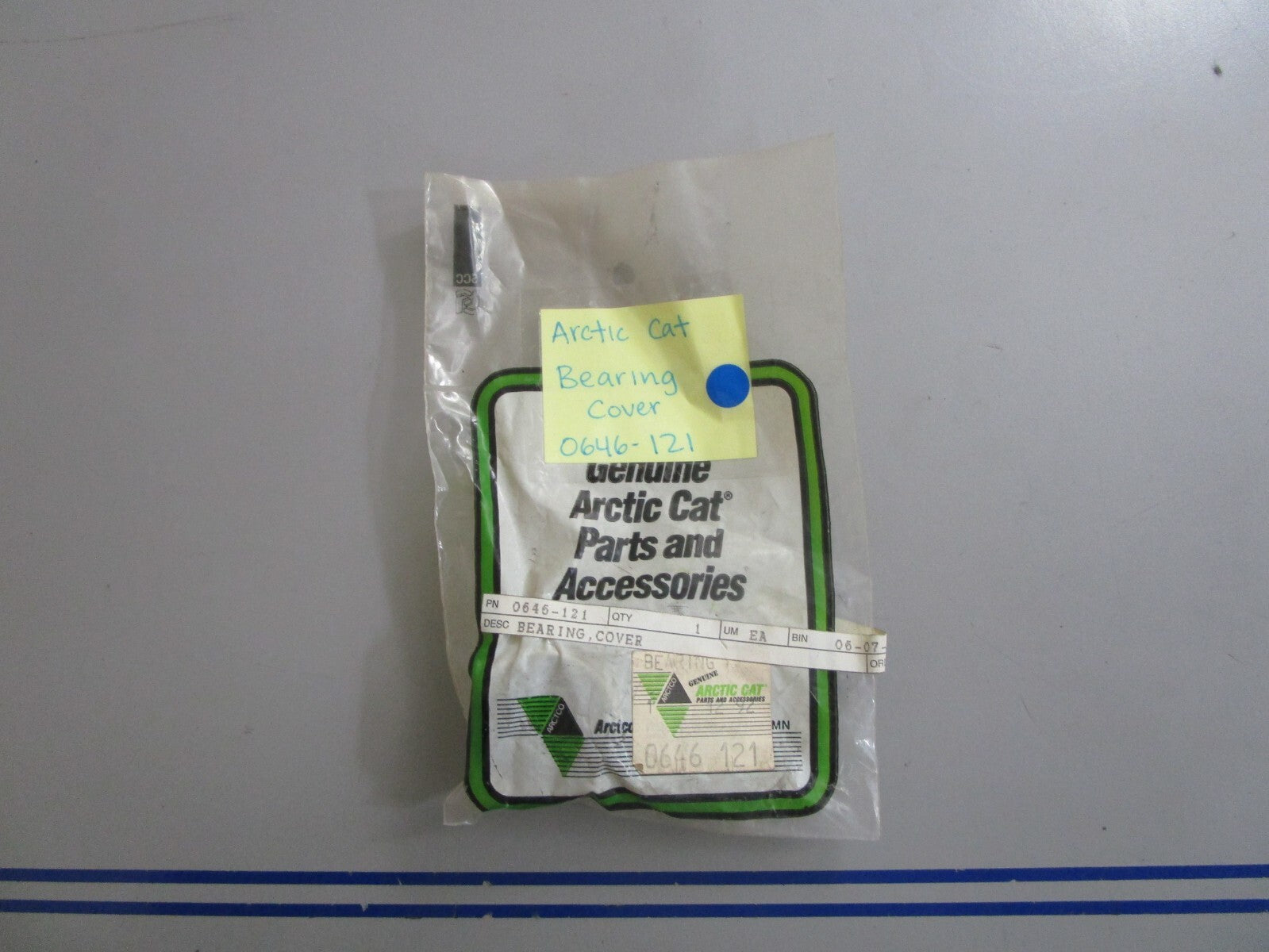 *NEW OEM* 0810 Arctic Cat Bearing Cover 0646-121