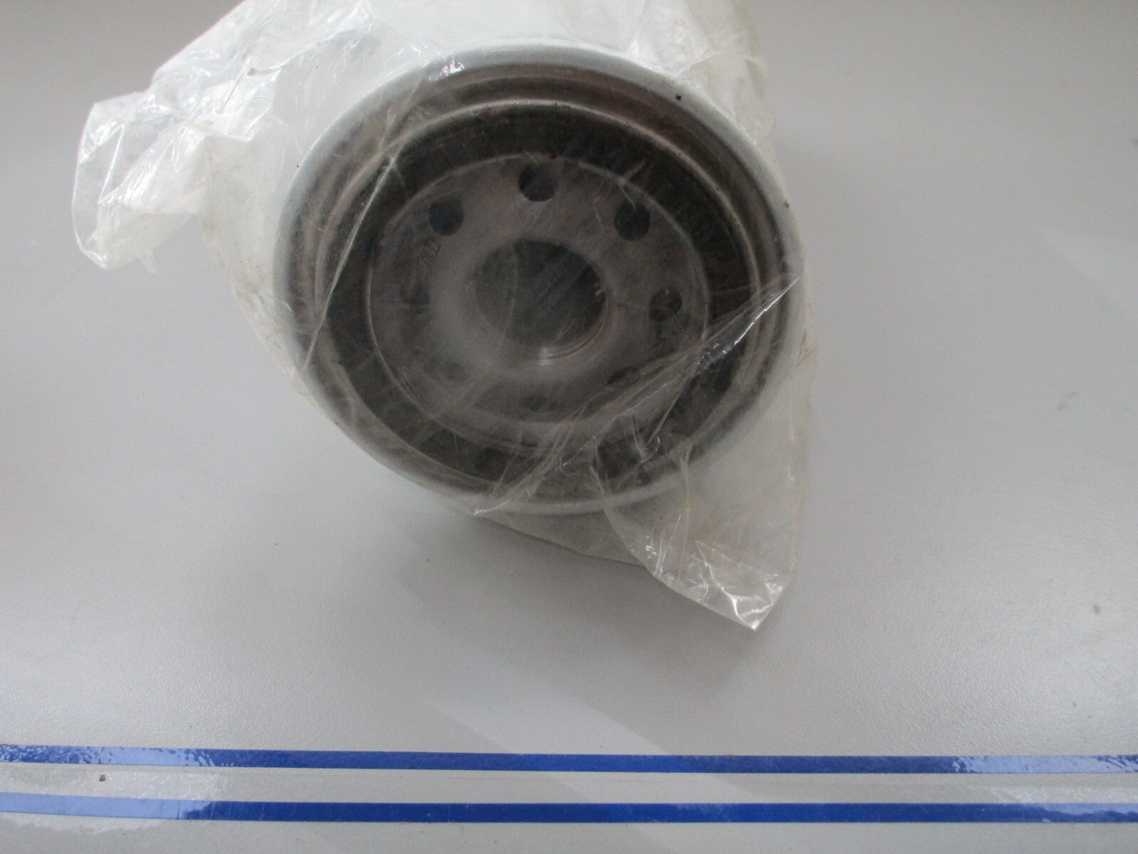*NEW OEM* 0820 Cummins Fleetguard Fuel & Water Separator FS19596 3954904