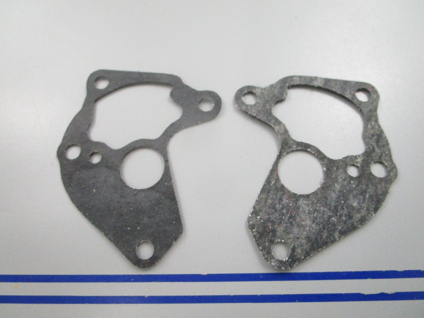 NEW OEM (LOT OF 2) 315121 0315121 OMC Johnson Evinrude Gasket 0810