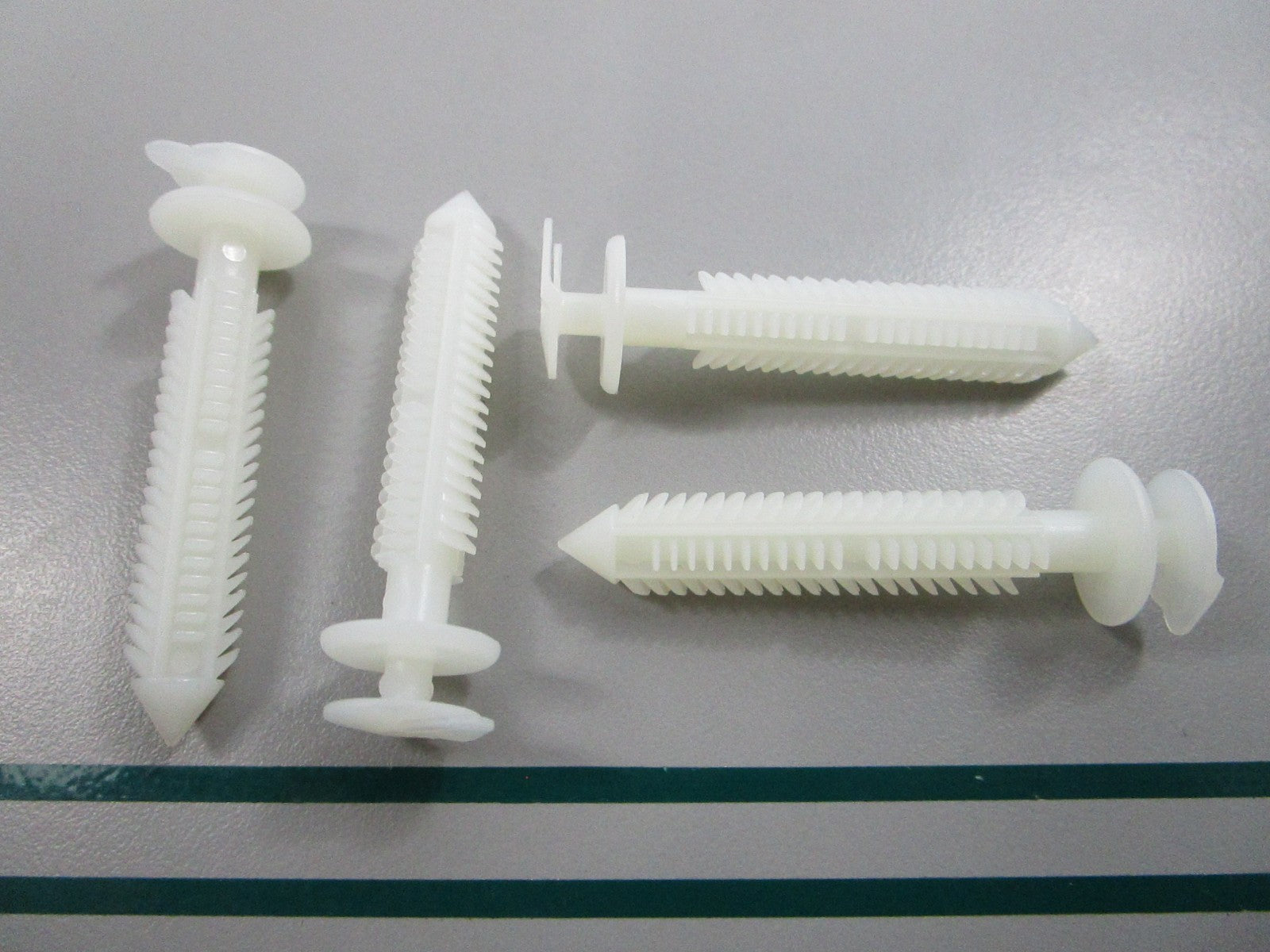 NEW (LOT OF 4) 293730021 Sea-Doo Dart 0810