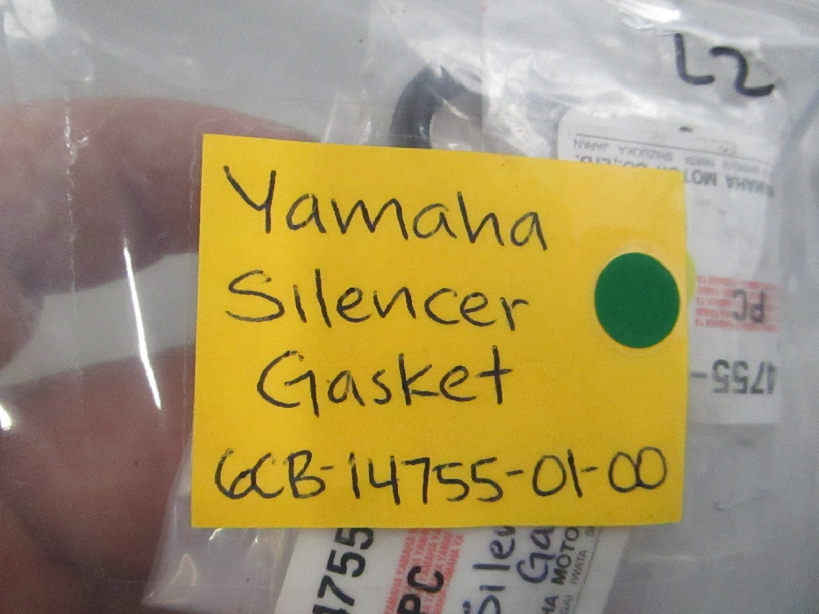 NEW OEM (LOT OF 2) 6CB-14755-01-00 Yamaha Silencer Gasket 0810
