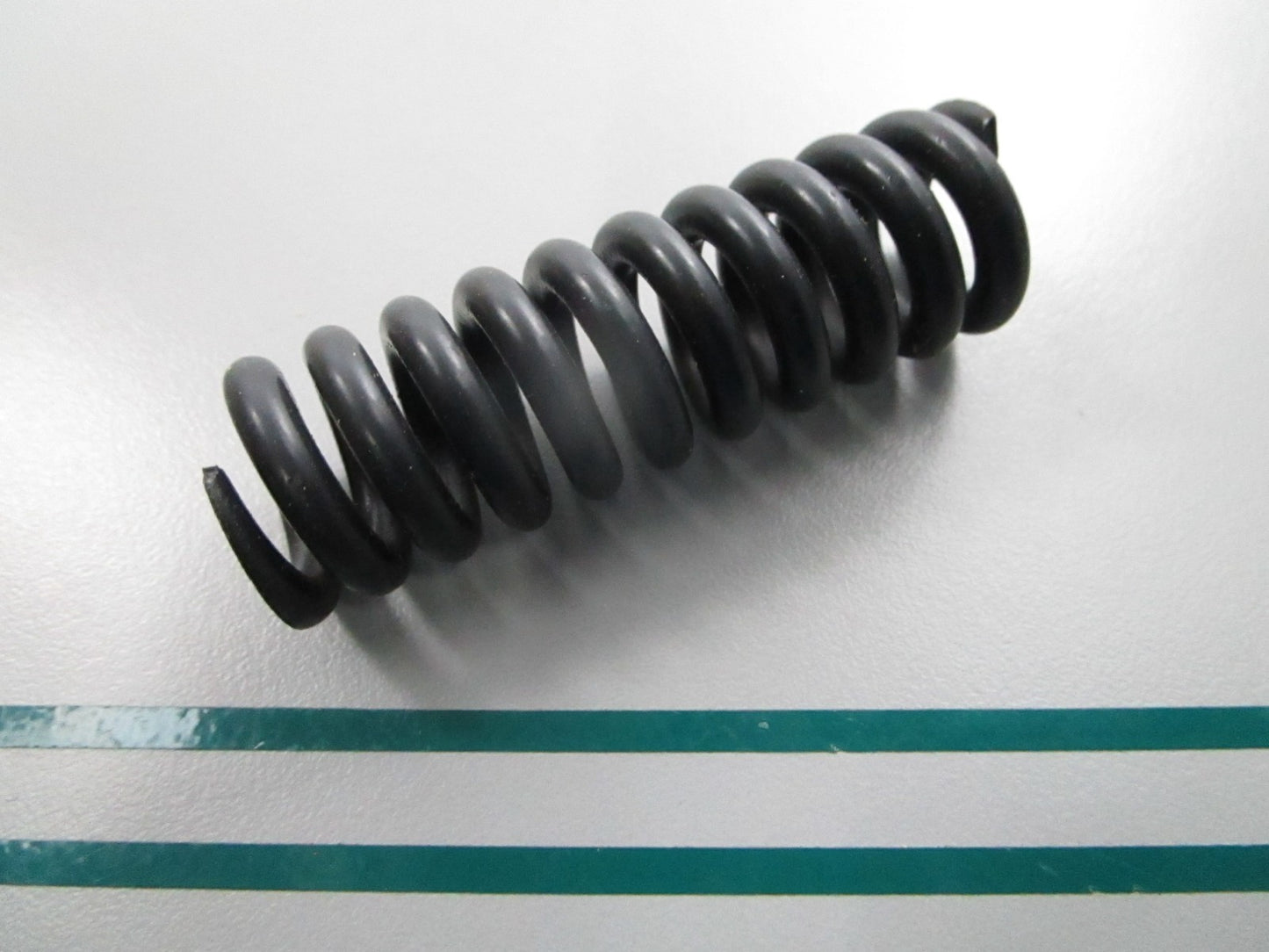 NEW OEM ET11070 John Deere Spring 0810