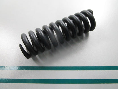 NEW OEM ET11070 John Deere Spring 0810