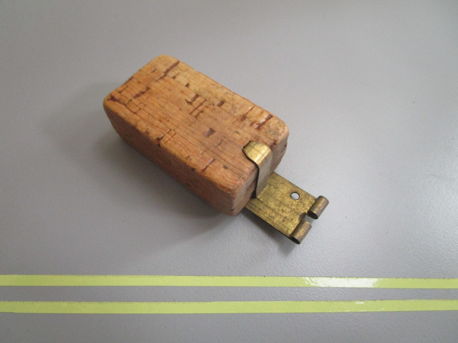 *NEW OEM* 0810 OMC Johnson Evinrude Float 377164 0377164